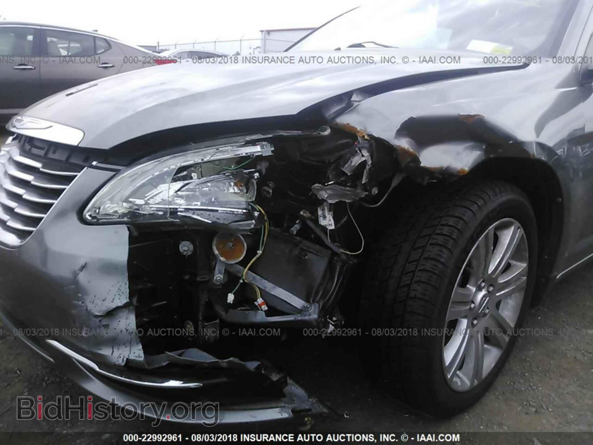 2013 Chrysler 200 - VIN: 1C3CCBAB0DN735834 - Фото 6