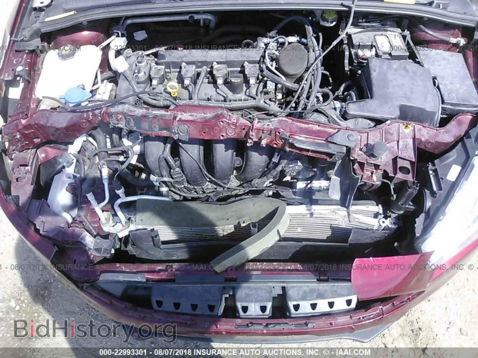 2016 Ford Focus - VIN: 1FADP3K26GL246207 - Photo 10