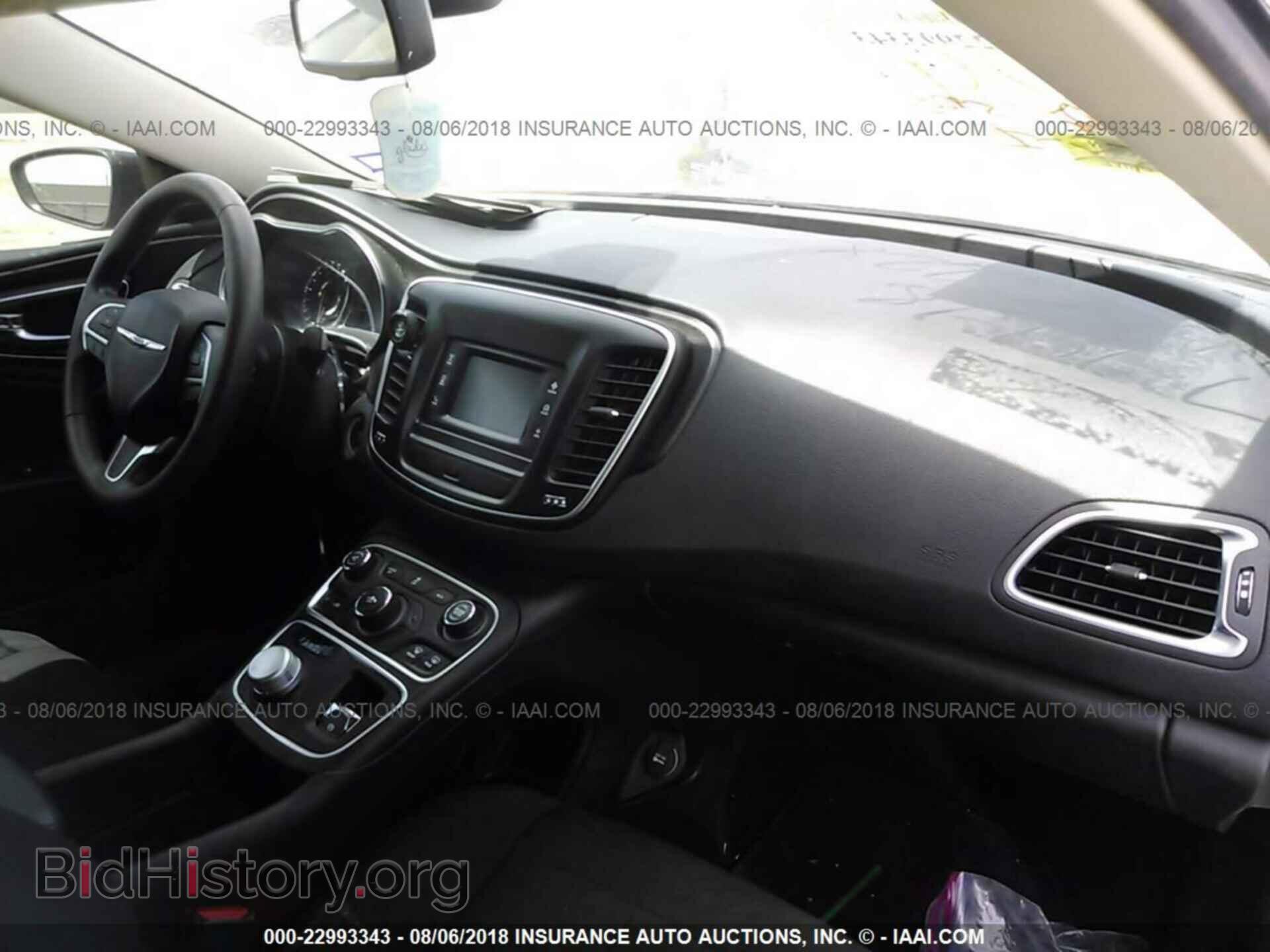 2015 Chrysler 200 - VIN: 1C3CCCAB9FN635577 - Photo 5
