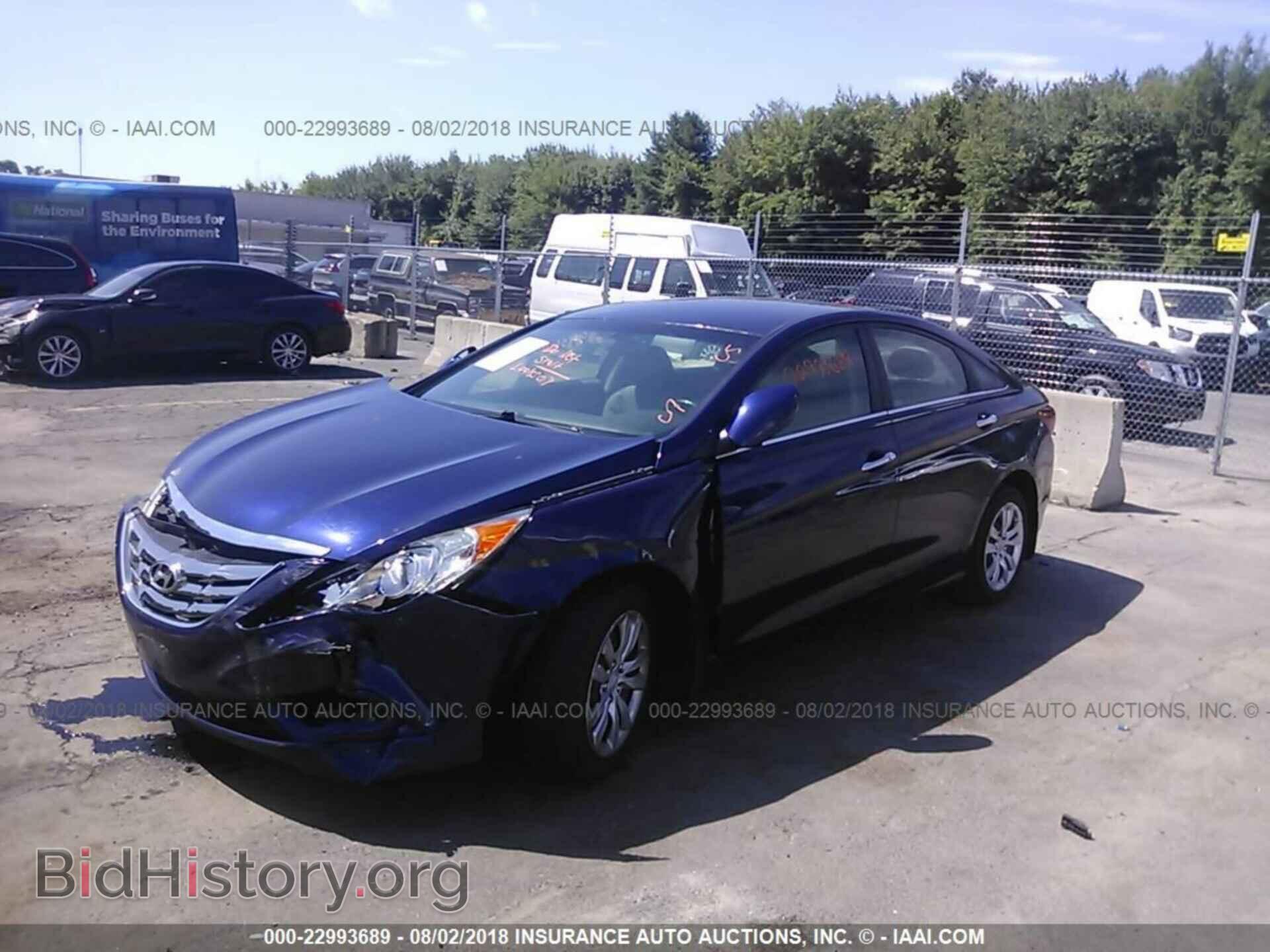 2012 Hyundai Sonata - VIN: 5NPEC4AC8CH328142 - Photo 2