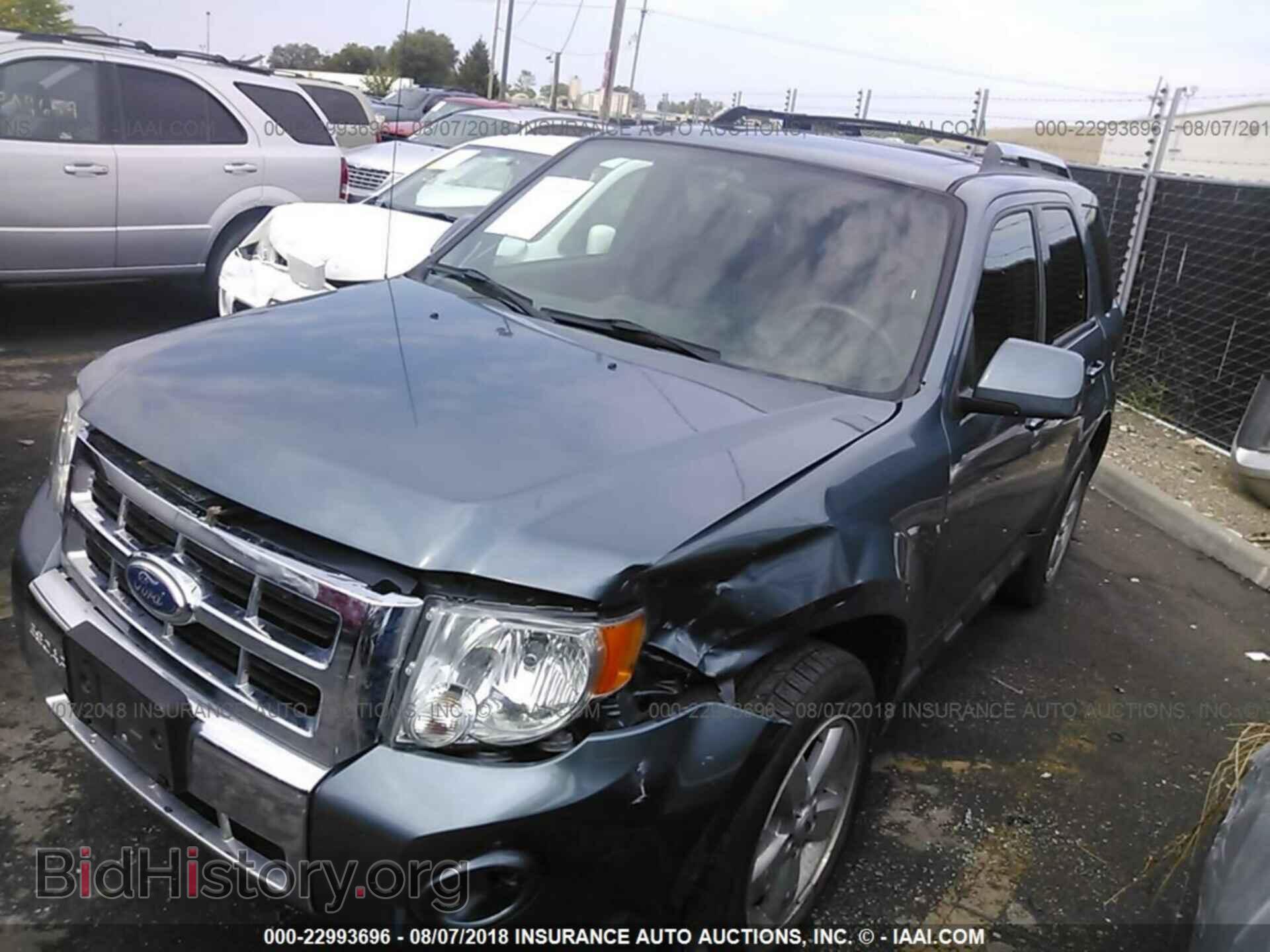 2012 Ford Escape - VIN: 1FMCU9EG2CKB41801 - Photo 2