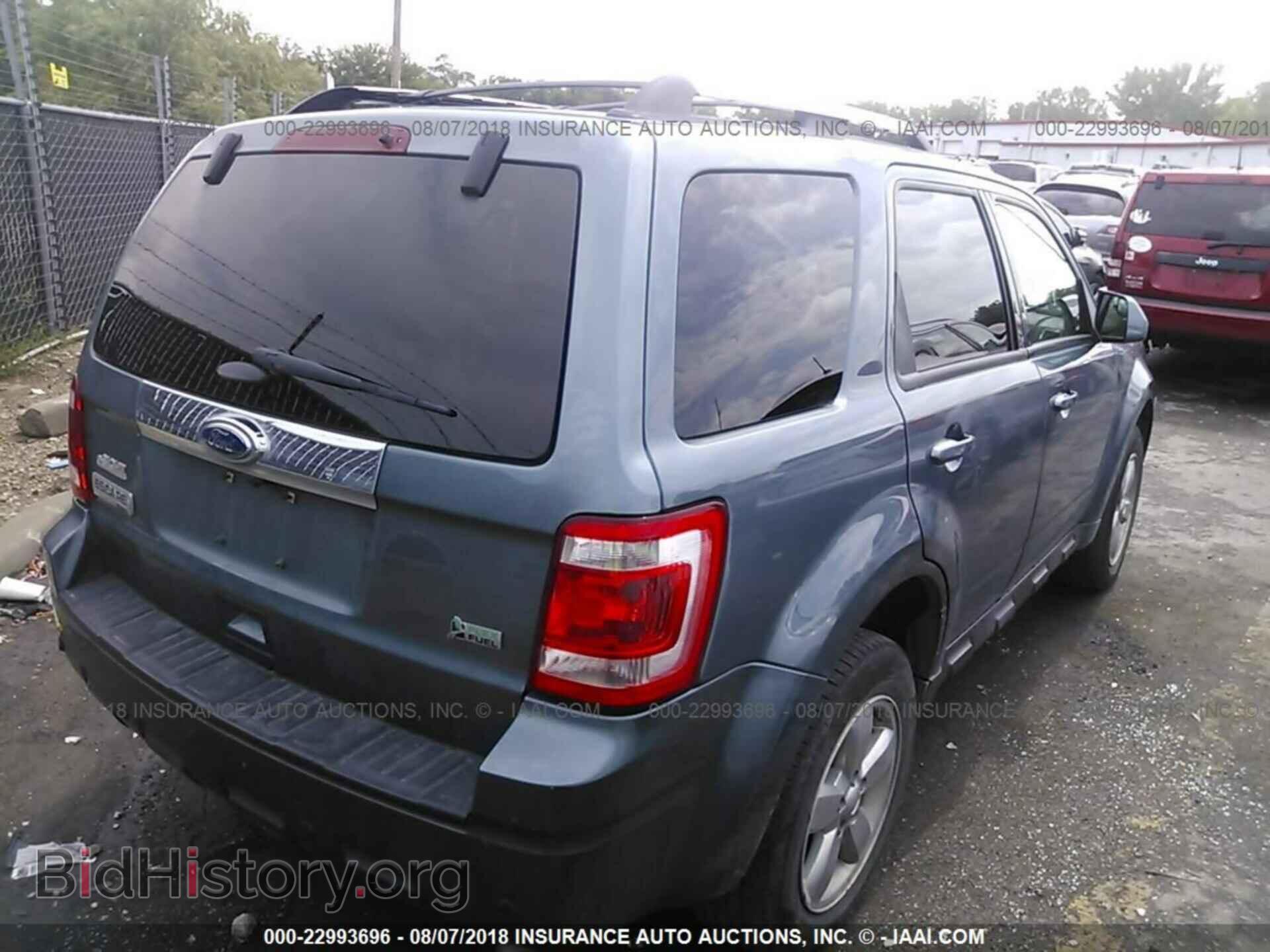 2012 Ford Escape - VIN: 1FMCU9EG2CKB41801 - Photo 4