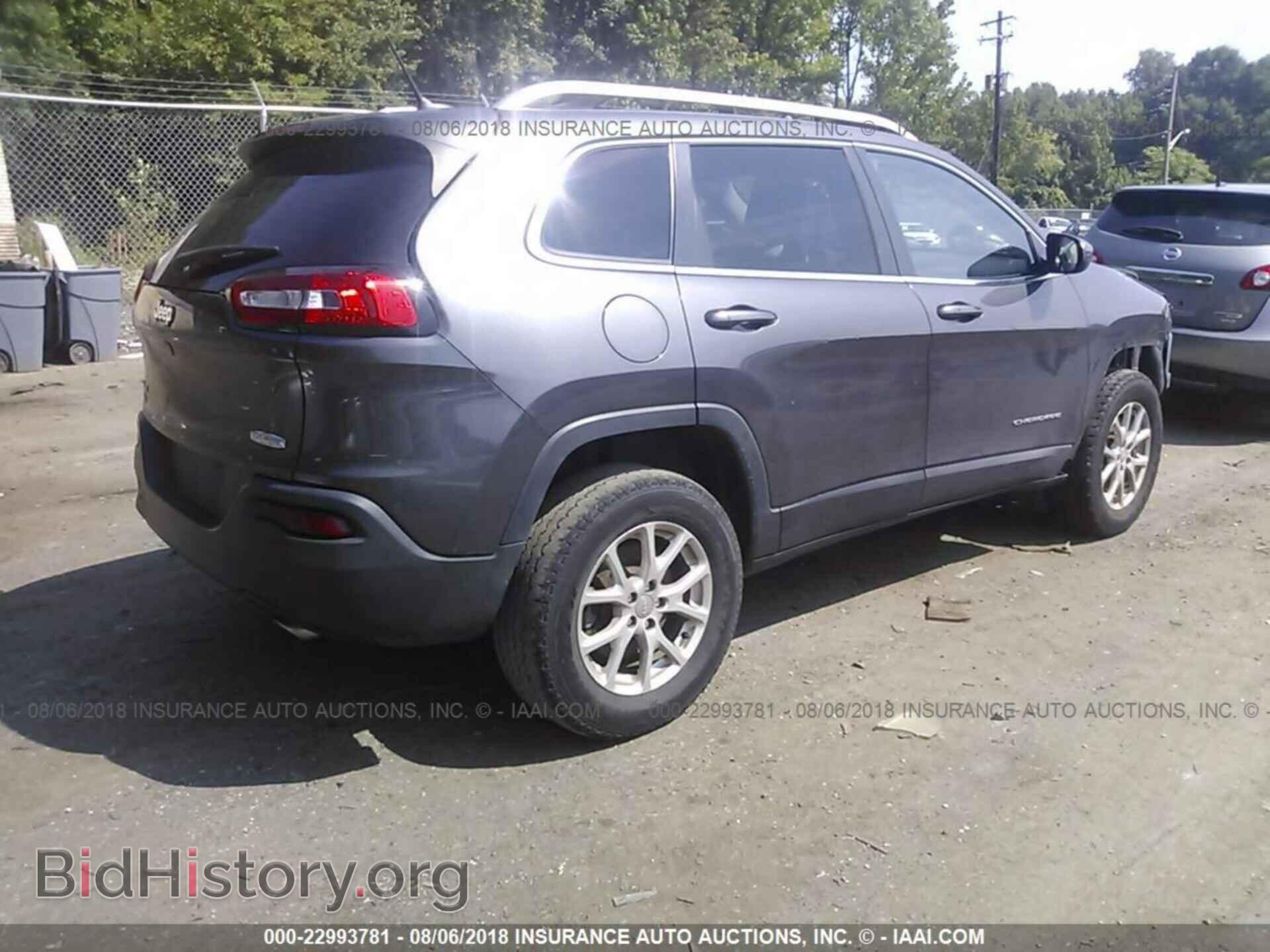 2014 Jeep Cherokee - VIN: 1C4PJMCS2EW138854 - Photo 4