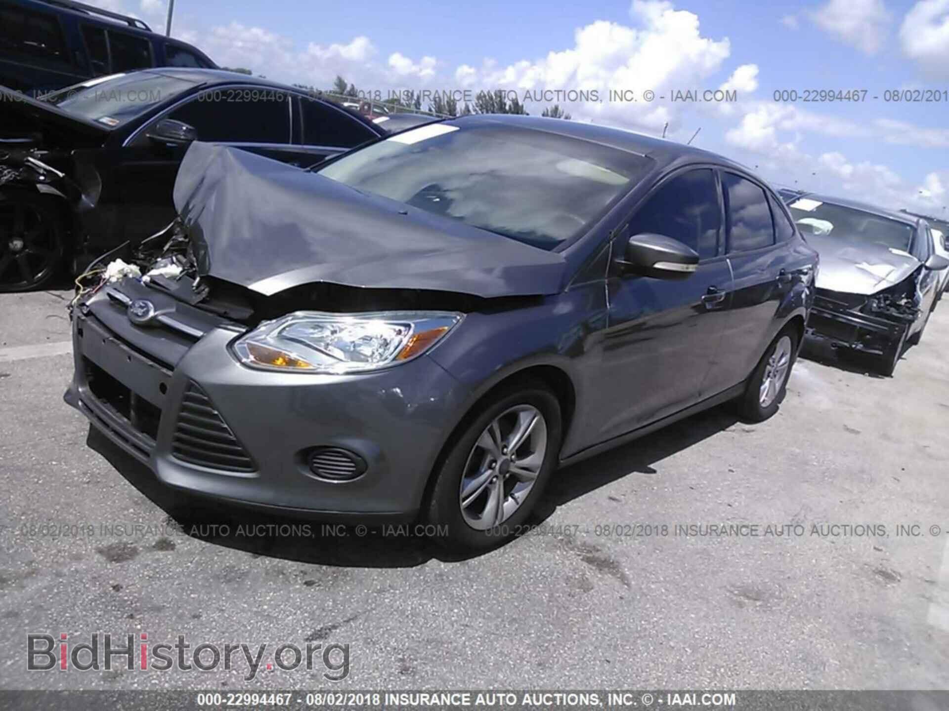 2014 Ford Focus - VIN: 1FADP3F22EL243618 - Photo 2