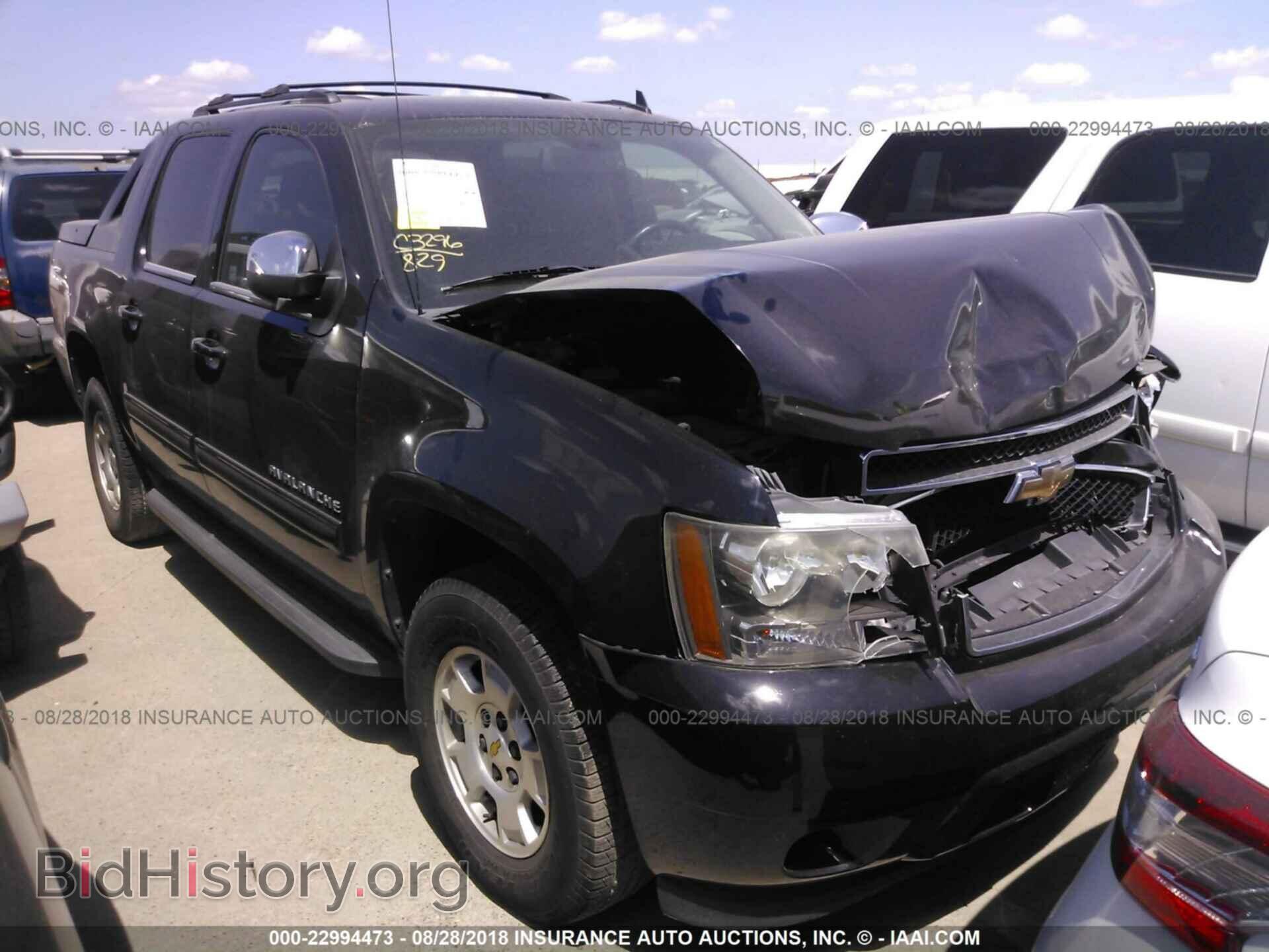 Photo 3GNMCEE01BG402128 - Chevrolet Avalanche 2011