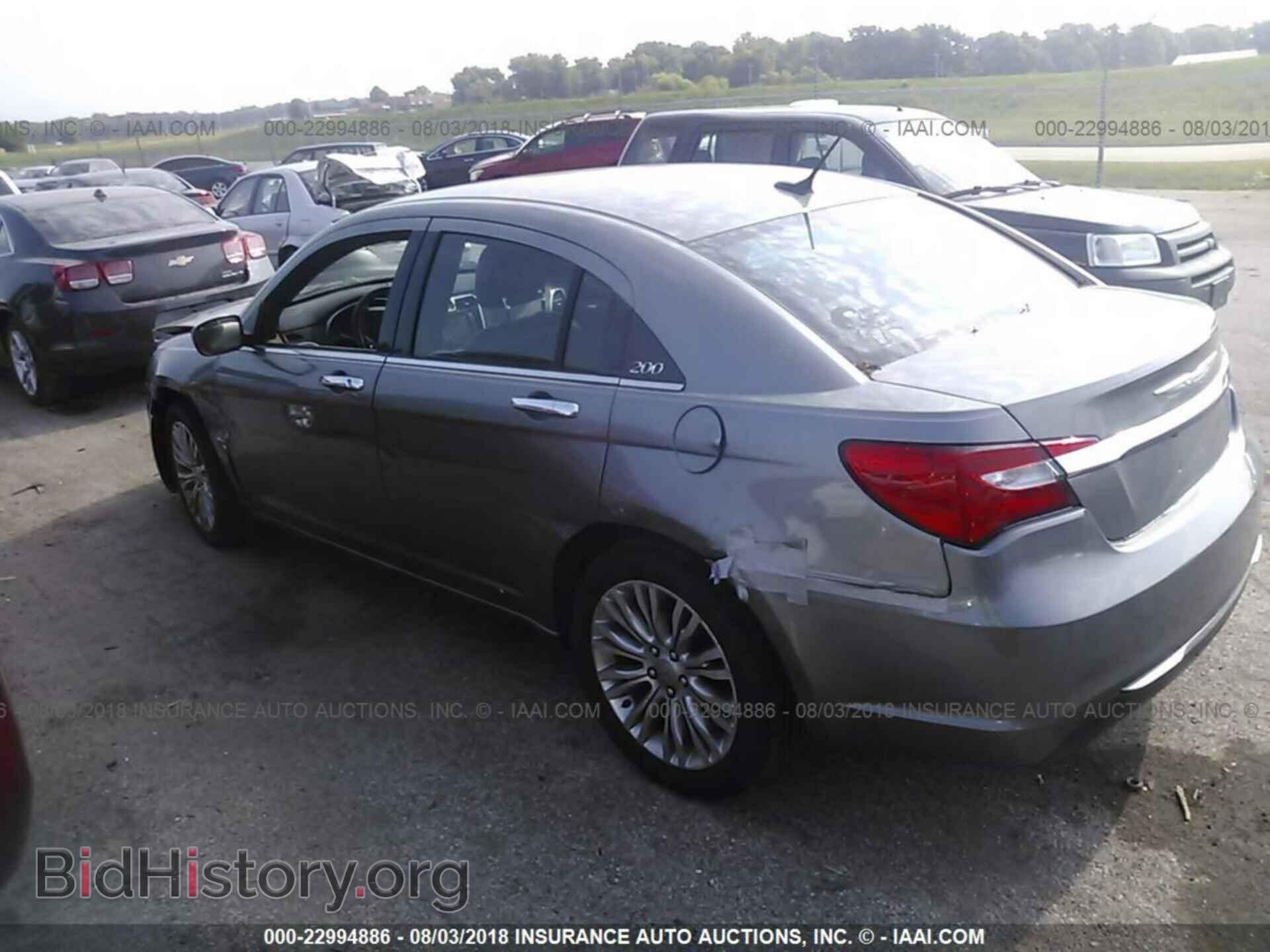2012 Chrysler 200 - VIN: 1C3CCBCB4CN297413 - Photo 3