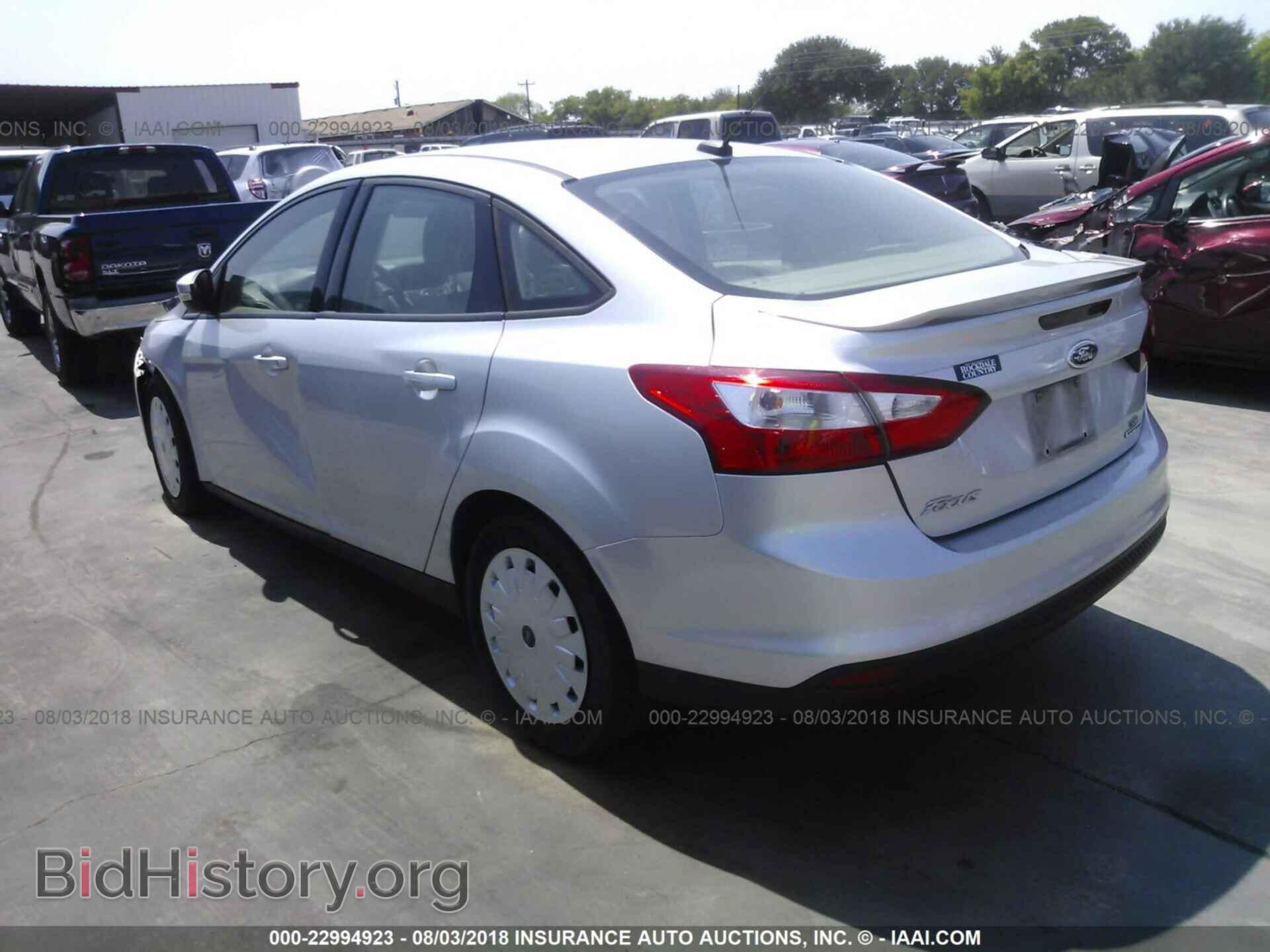 2013 Ford Focus - VIN: 1FADP3F22DL195374 - Фото 3
