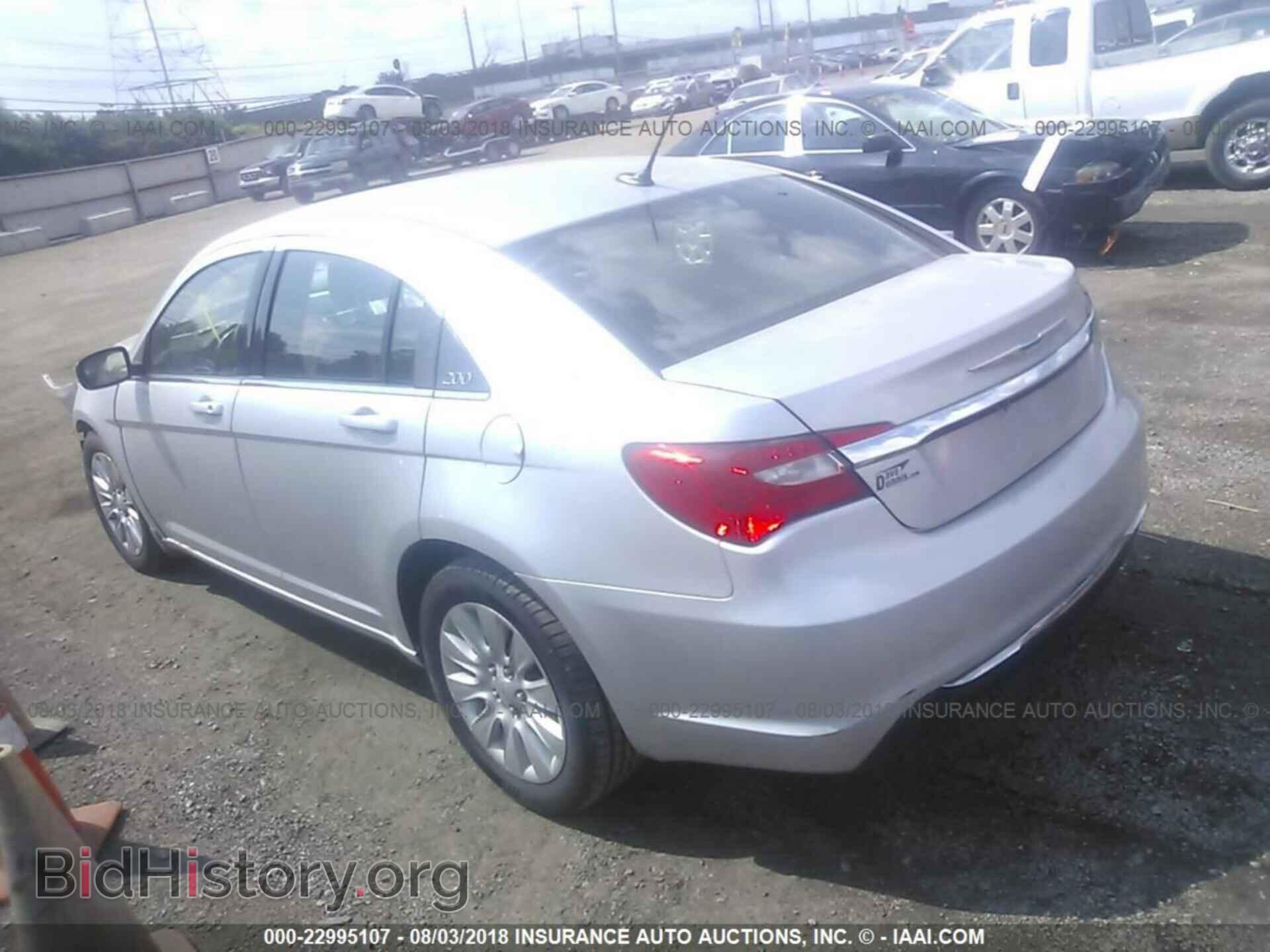 2012 Chrysler 200 - VIN: 1C3CCBAB5CN226286 - Photo 3