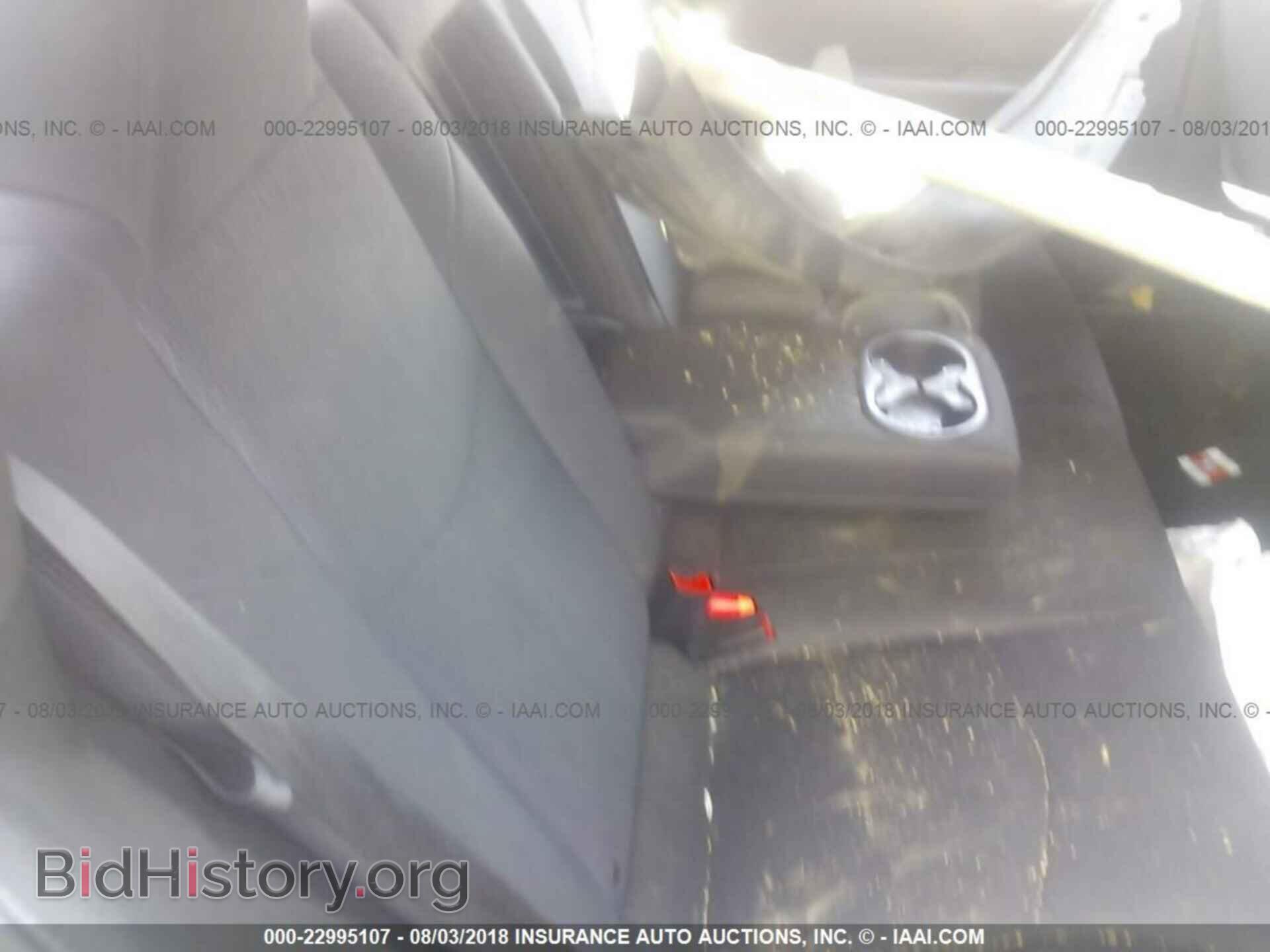 2012 Chrysler 200 - VIN: 1C3CCBAB5CN226286 - Photo 8