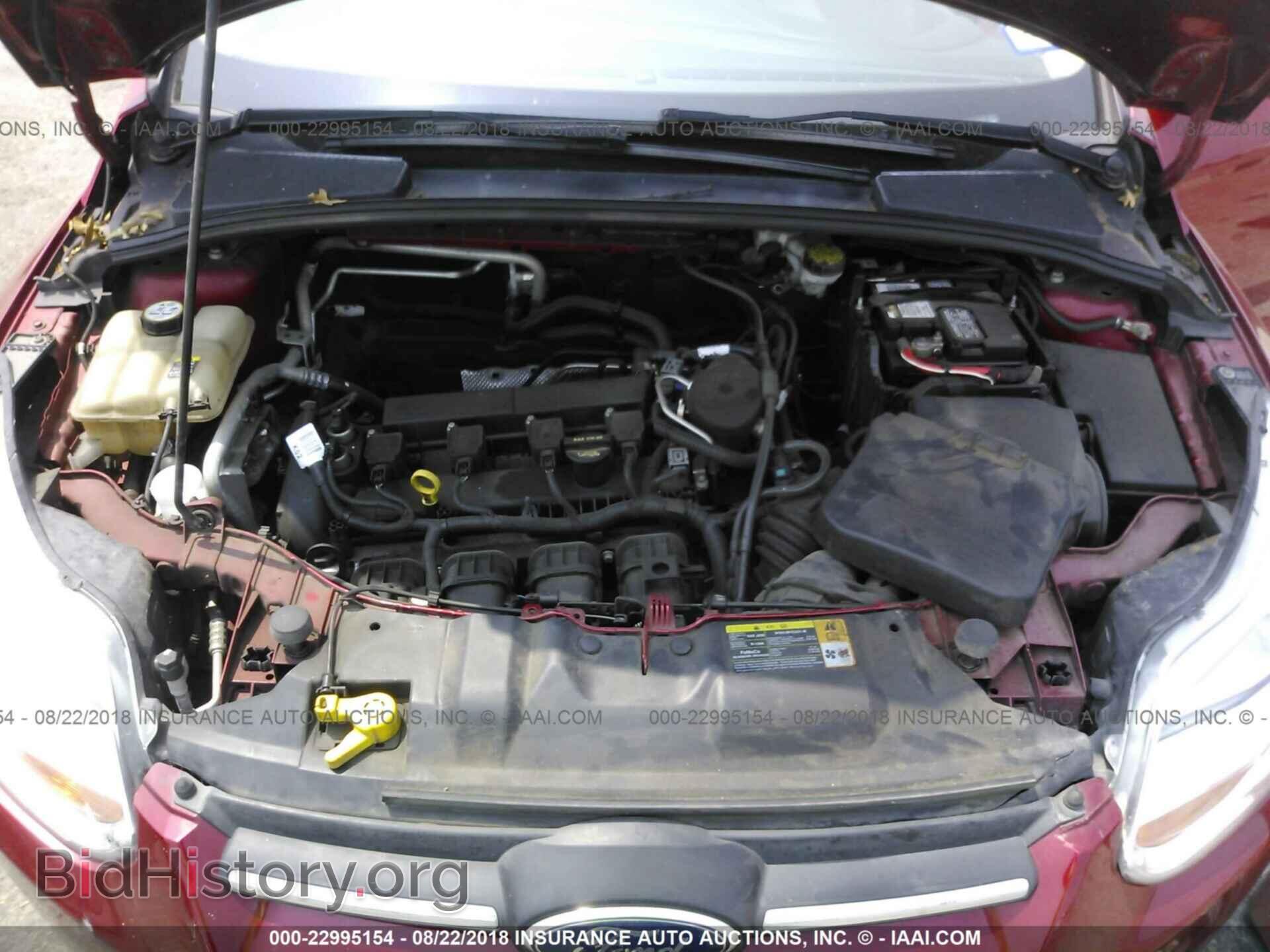 2012 Ford Focus - VIN: 1FAHP3F26CL347205 - Photo 10