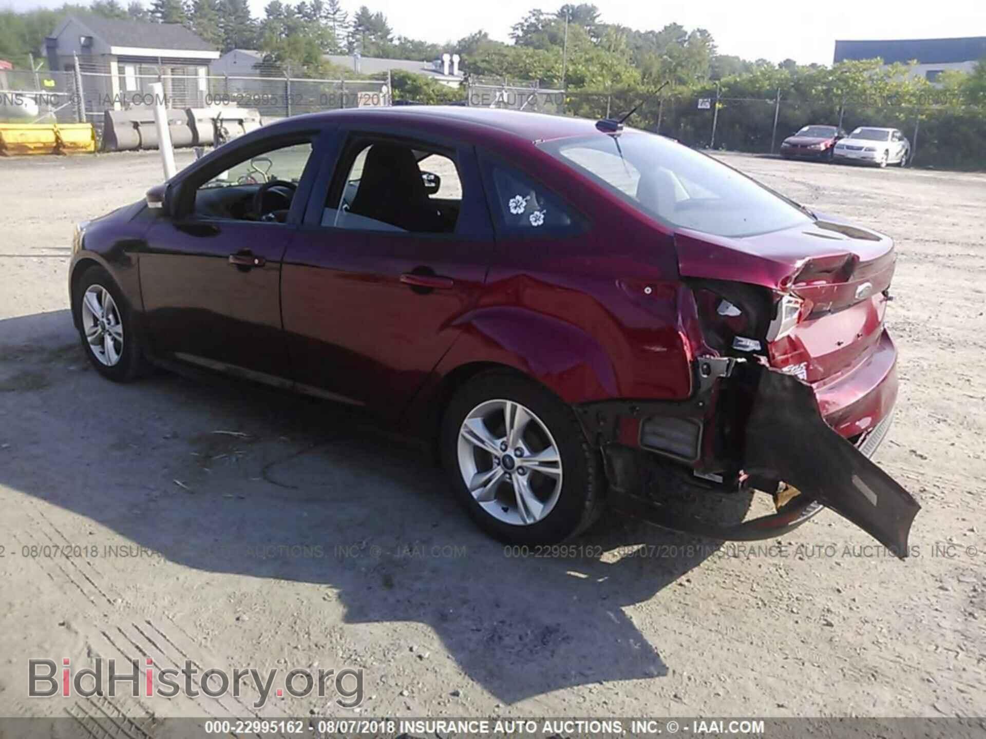 2014 Ford Focus - VIN: 1FADP3F21EL344200 - Фото 3