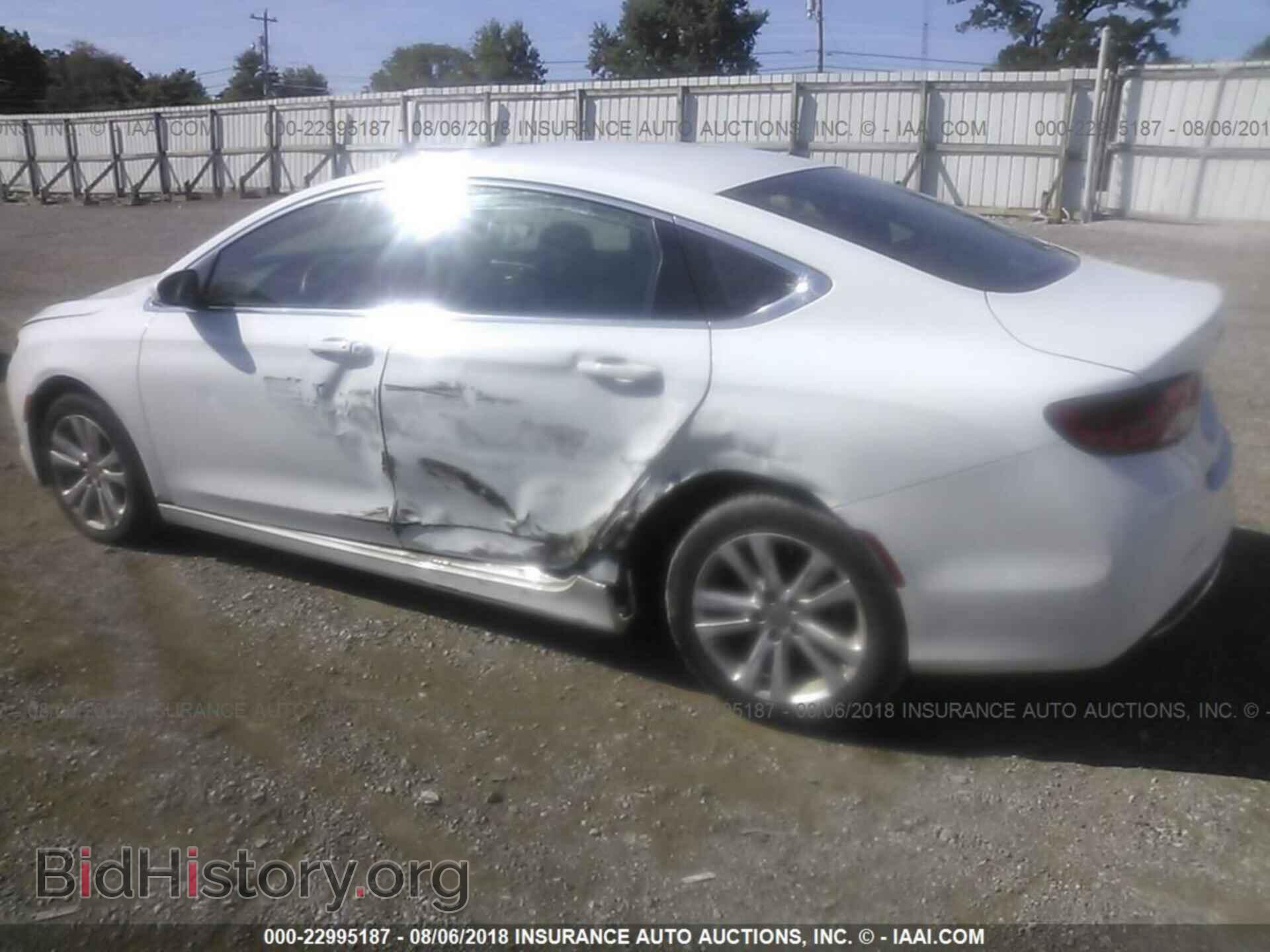2016 Chrysler 200 - VIN: 1C3CCCAB4GN160843 - Photo 3