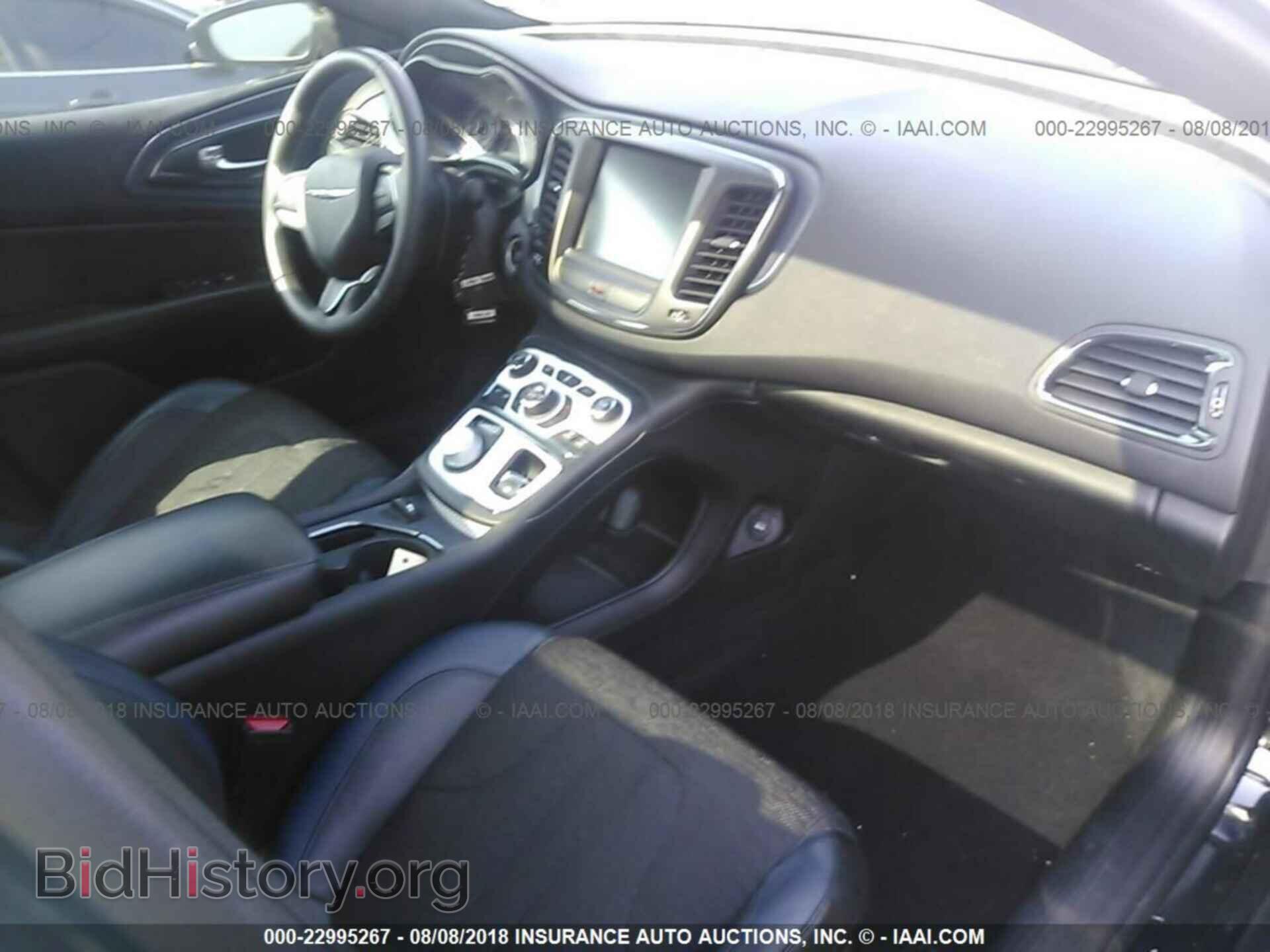 2016 Chrysler 200 - VIN: 1C3CCCBB0GN125618 - Фото 5