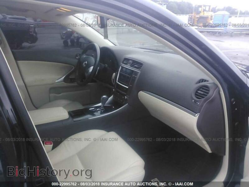 2012 Lexus IS (VIN JTHBF5C25C5167445) — фото 5 из 10