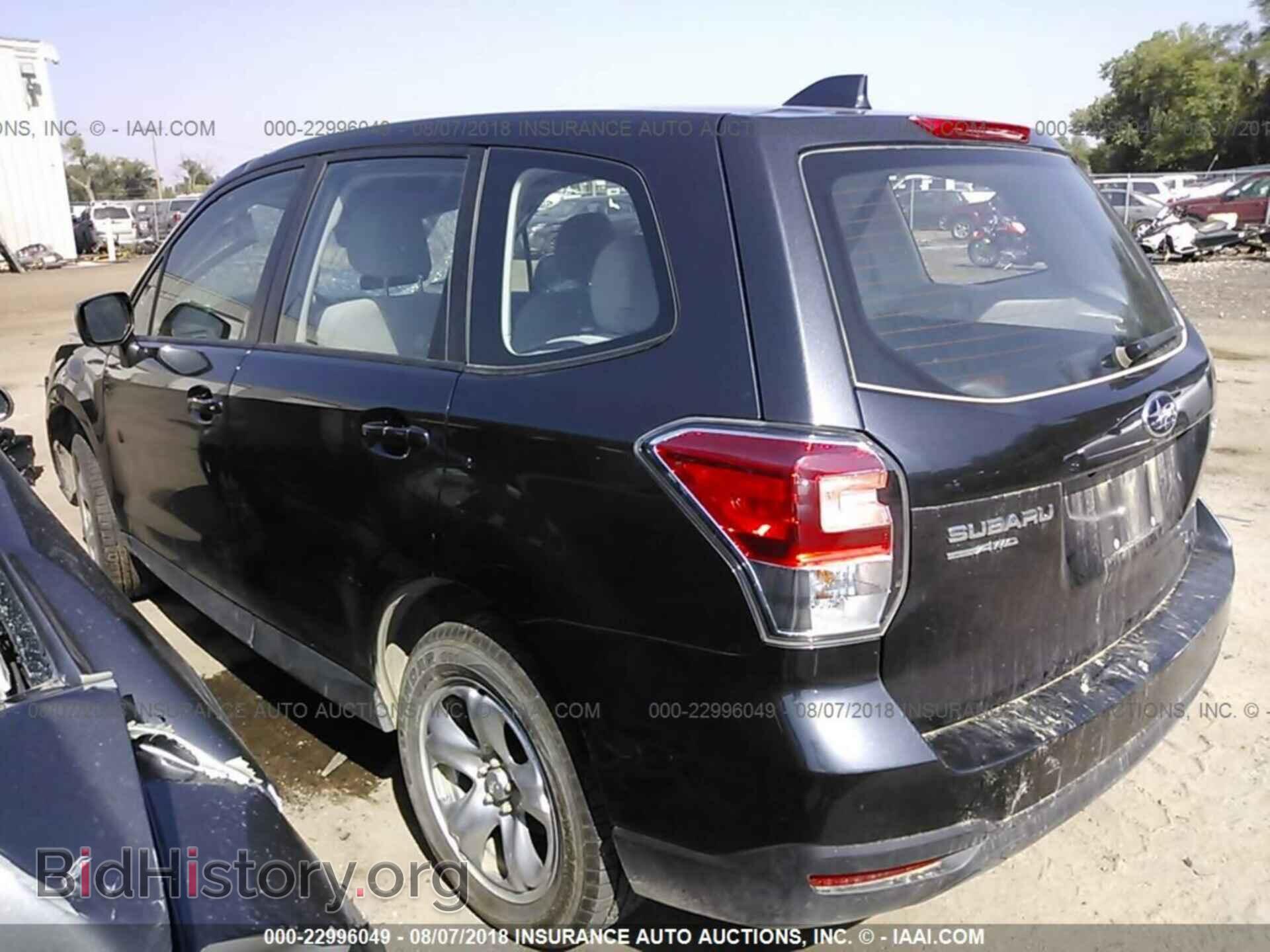 2017 Subaru Forester - VIN: JF2SJAAC6HG457372 - Photo 3