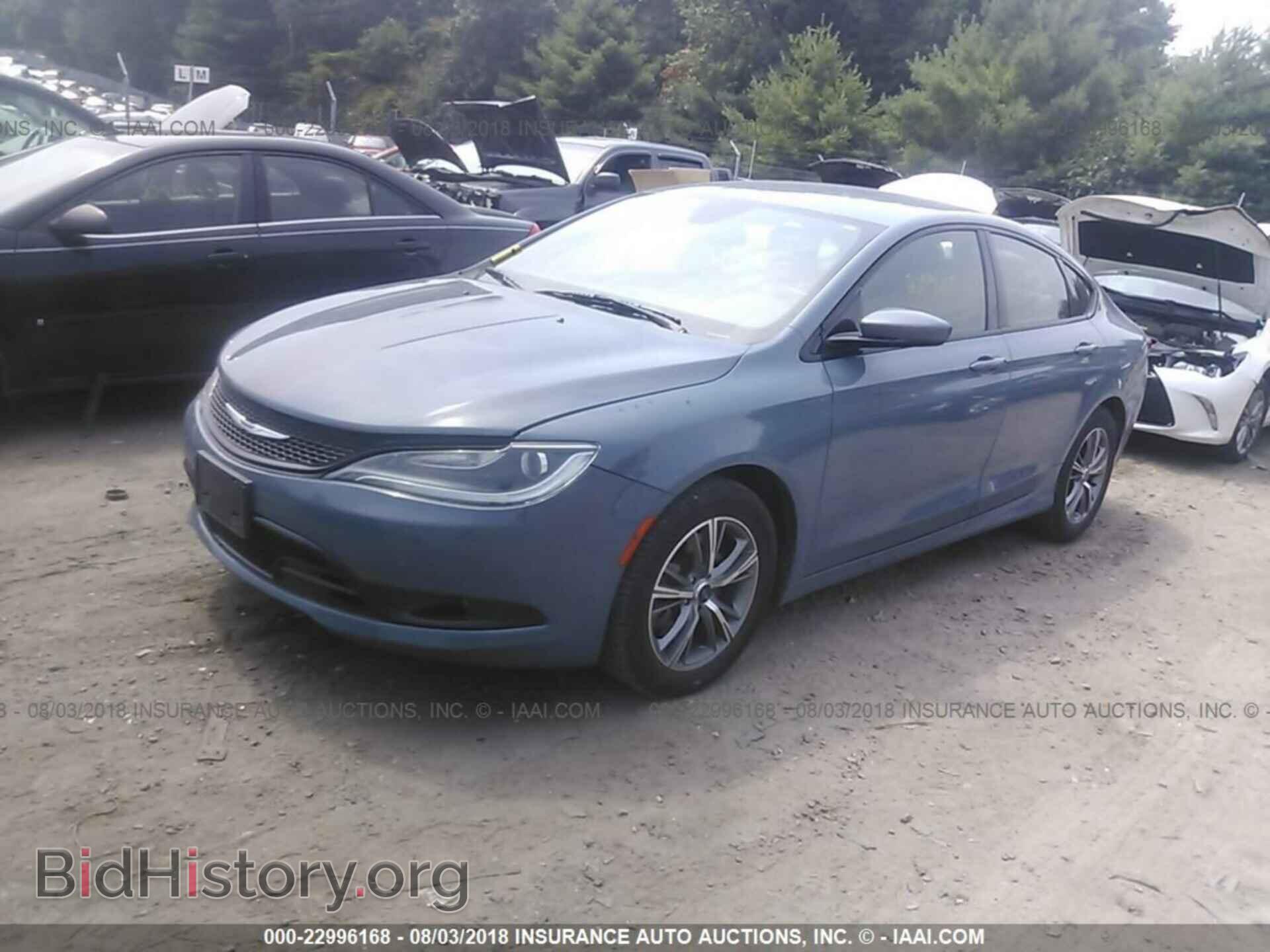 2015 Chrysler 200 - VIN: 1C3CCCBB7FN697994 - Photo 2