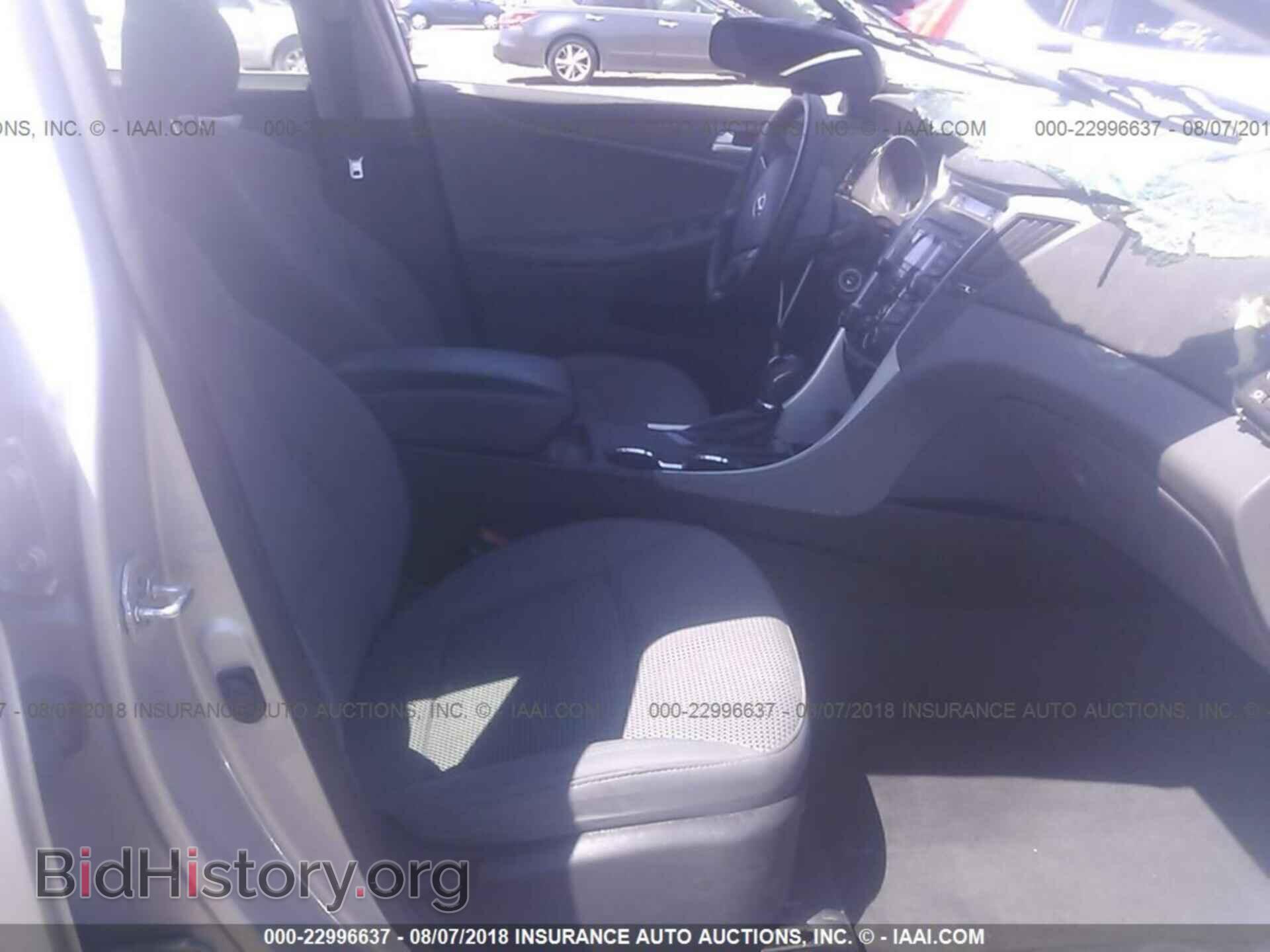 2012 Hyundai Sonata - VIN: 5NPEB4AC5CH418089 - Фото 5