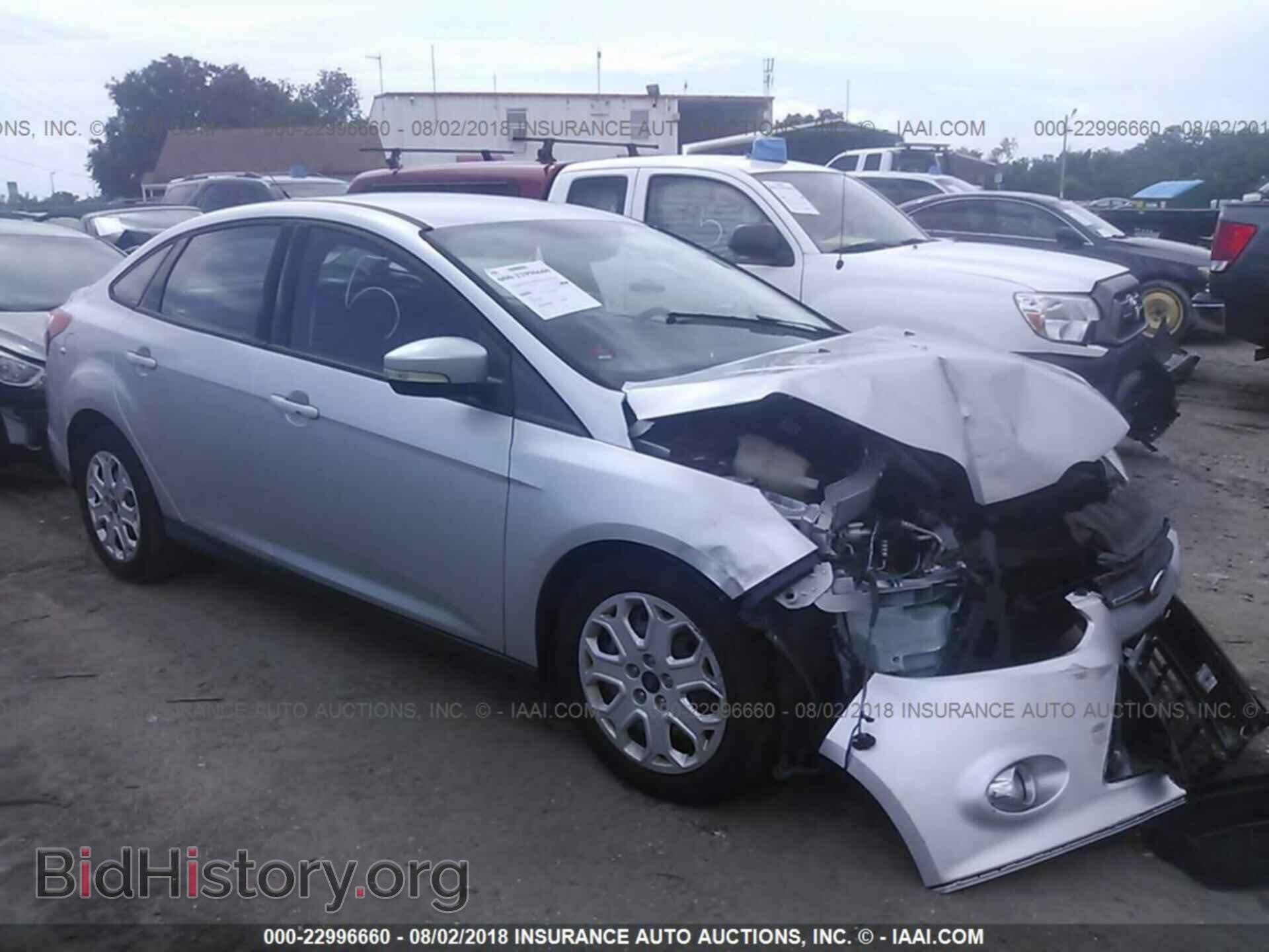 Photo 1FAHP3F21CL272445 - Ford Focus 2012