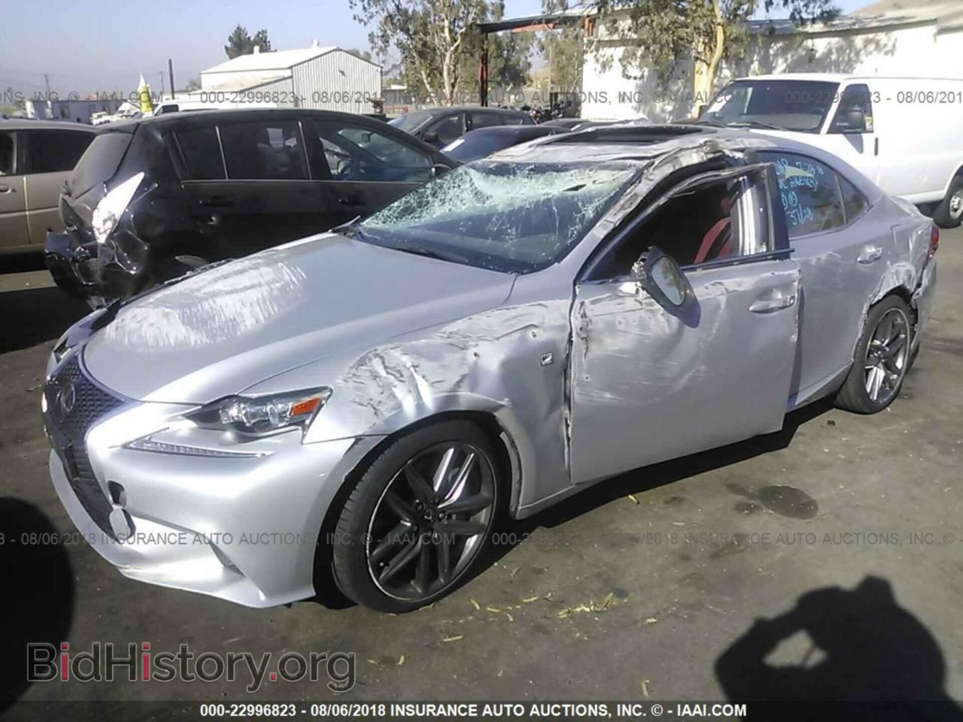 2015 Lexus Is - VIN: JTHBE1D29F5016221 - Photo 2
