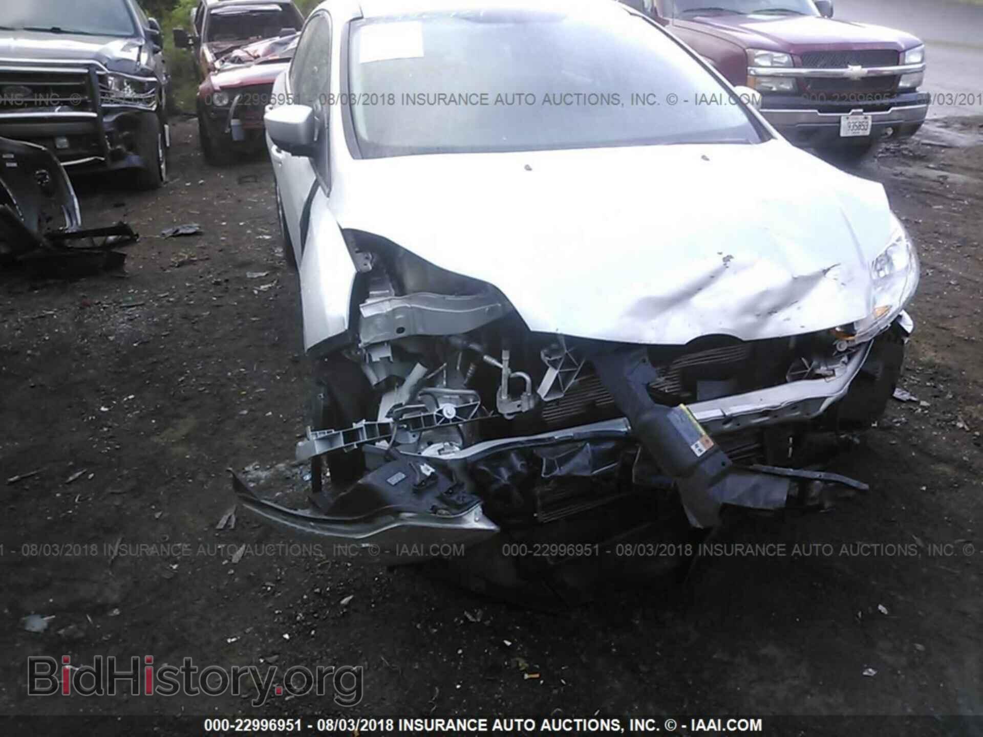 2012 Ford Focus - VIN: 1FAHP3F28CL207575 - Photo 6