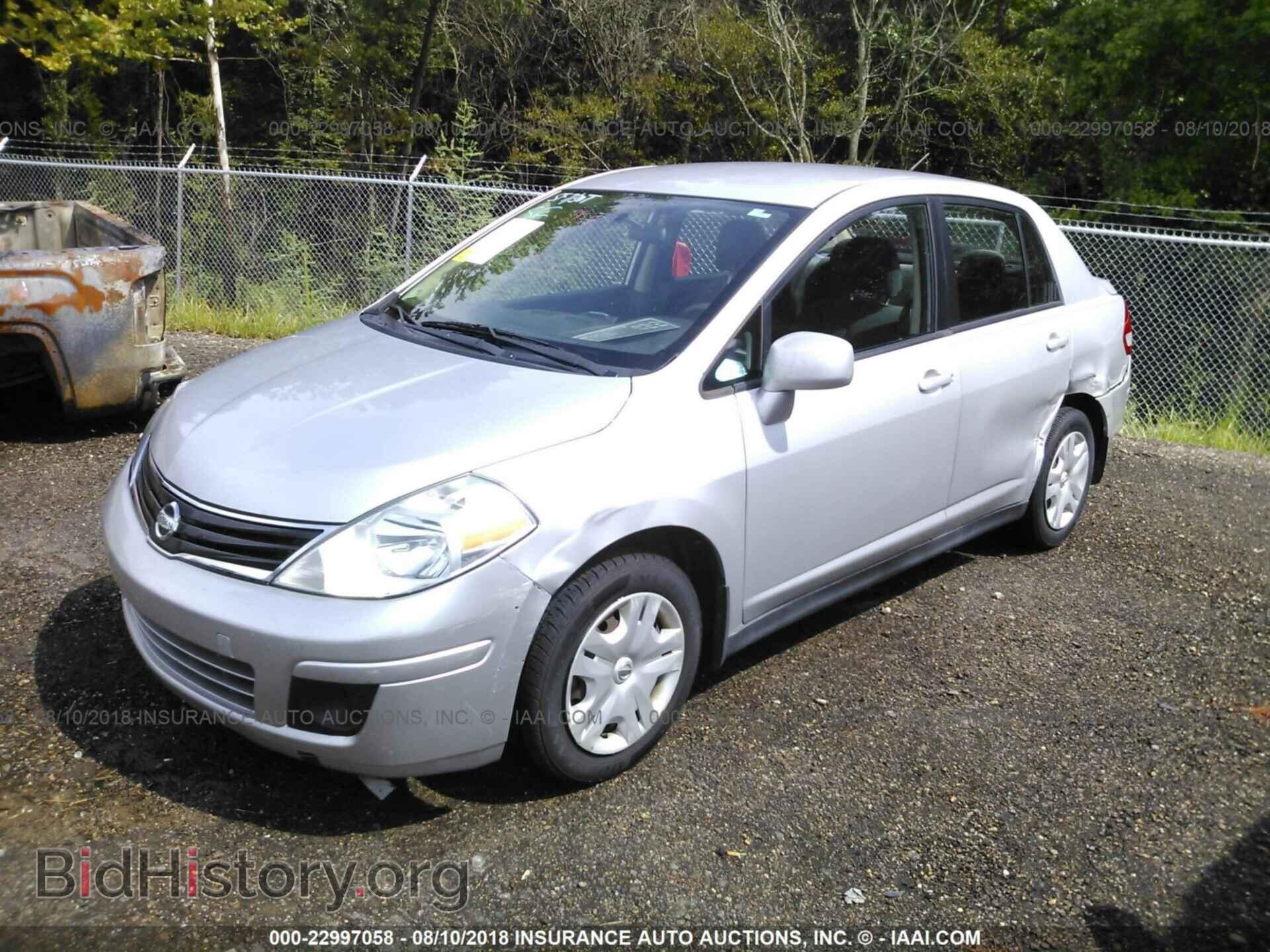 2011 Nissan Versa - VIN: 3N1BC1AP8BL365164 - Фото 2