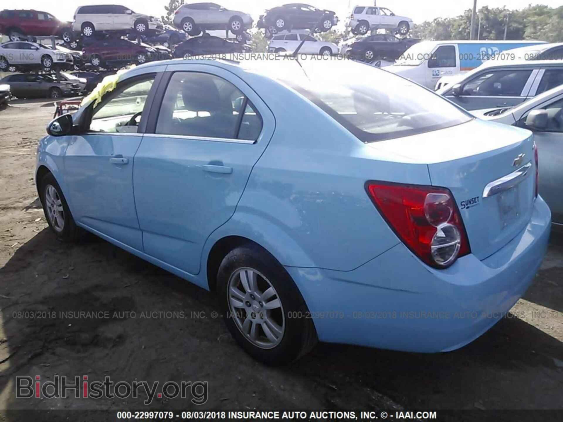 2014 Chevrolet Sonic - VIN: 1G1JC5SH4E4179874 - Фото 3
