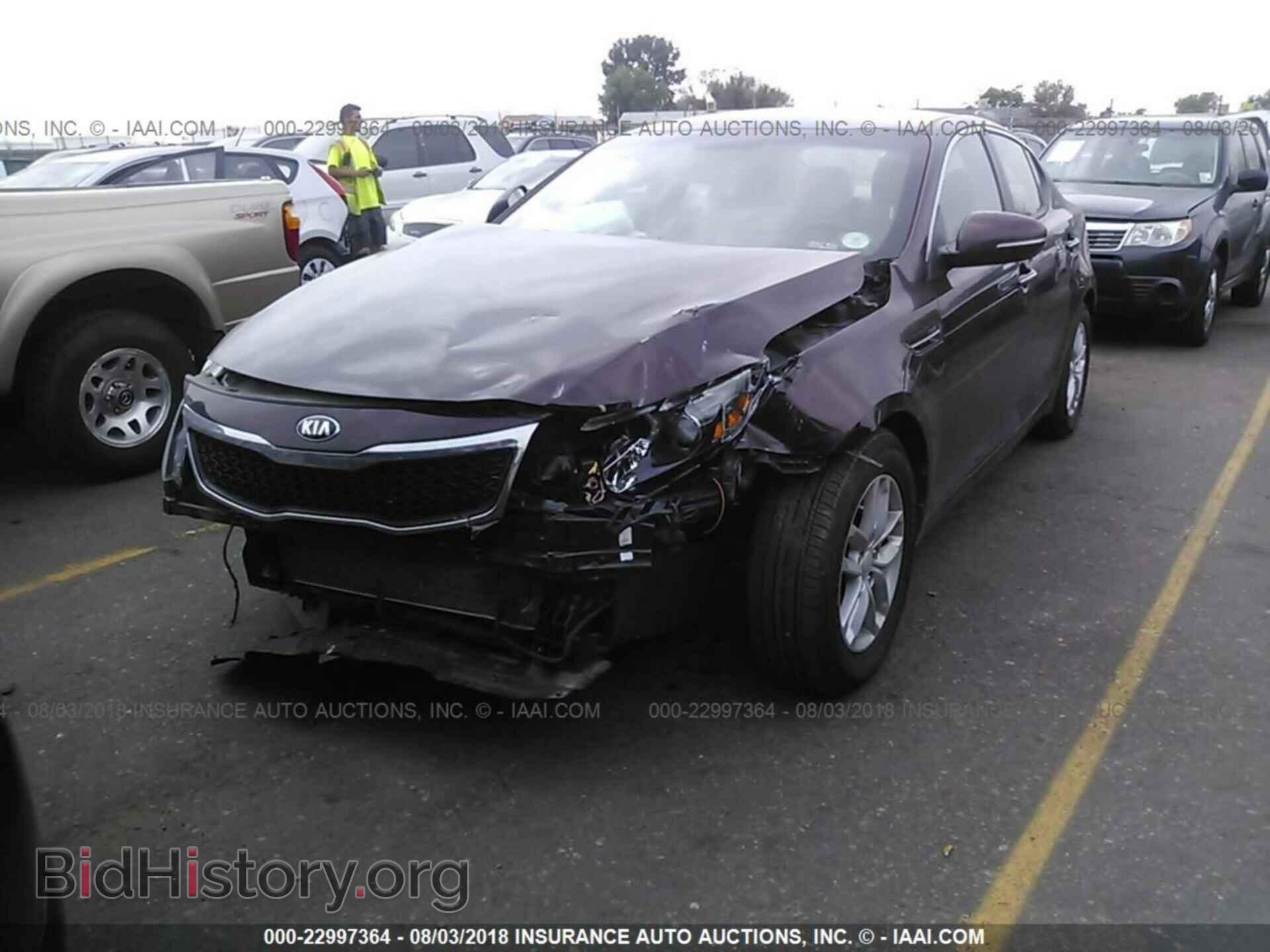 2013 Kia Optima - VIN: 5XXGM4A70DG257251 - Photo 2