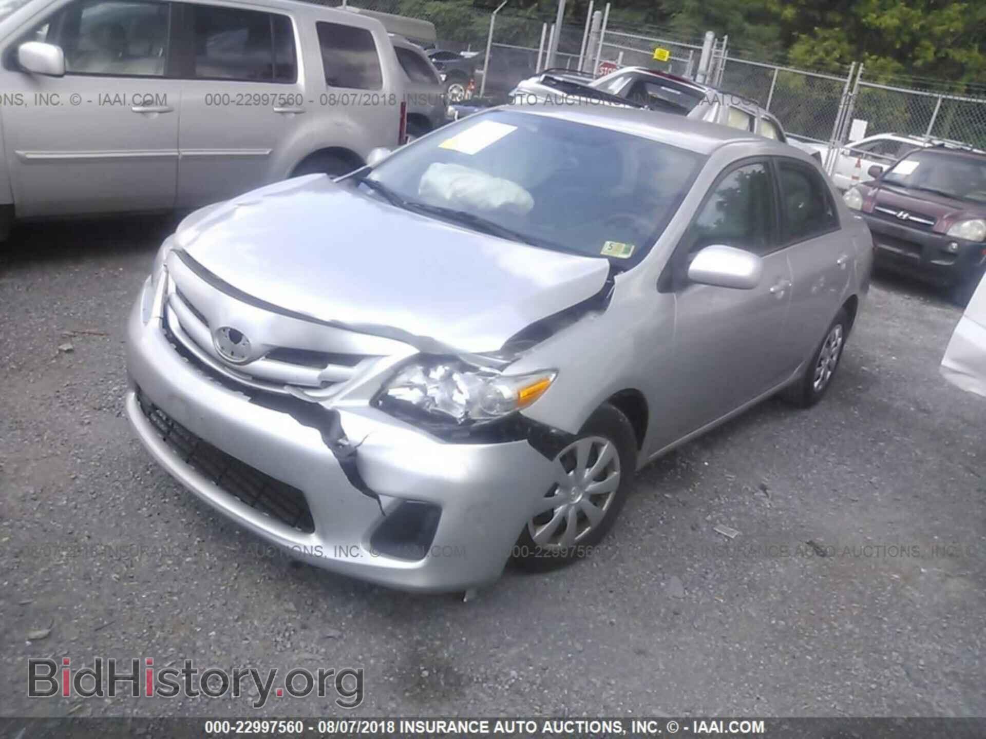 2011 Toyota Corolla - VIN: 2T1BU4EE8BC567932 - Фото 2