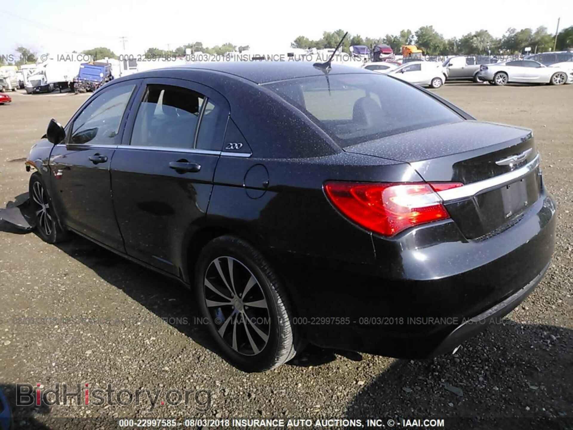 2013 Chrysler 200 - VIN: 1C3CCBCG2DN701936 - Фото 3