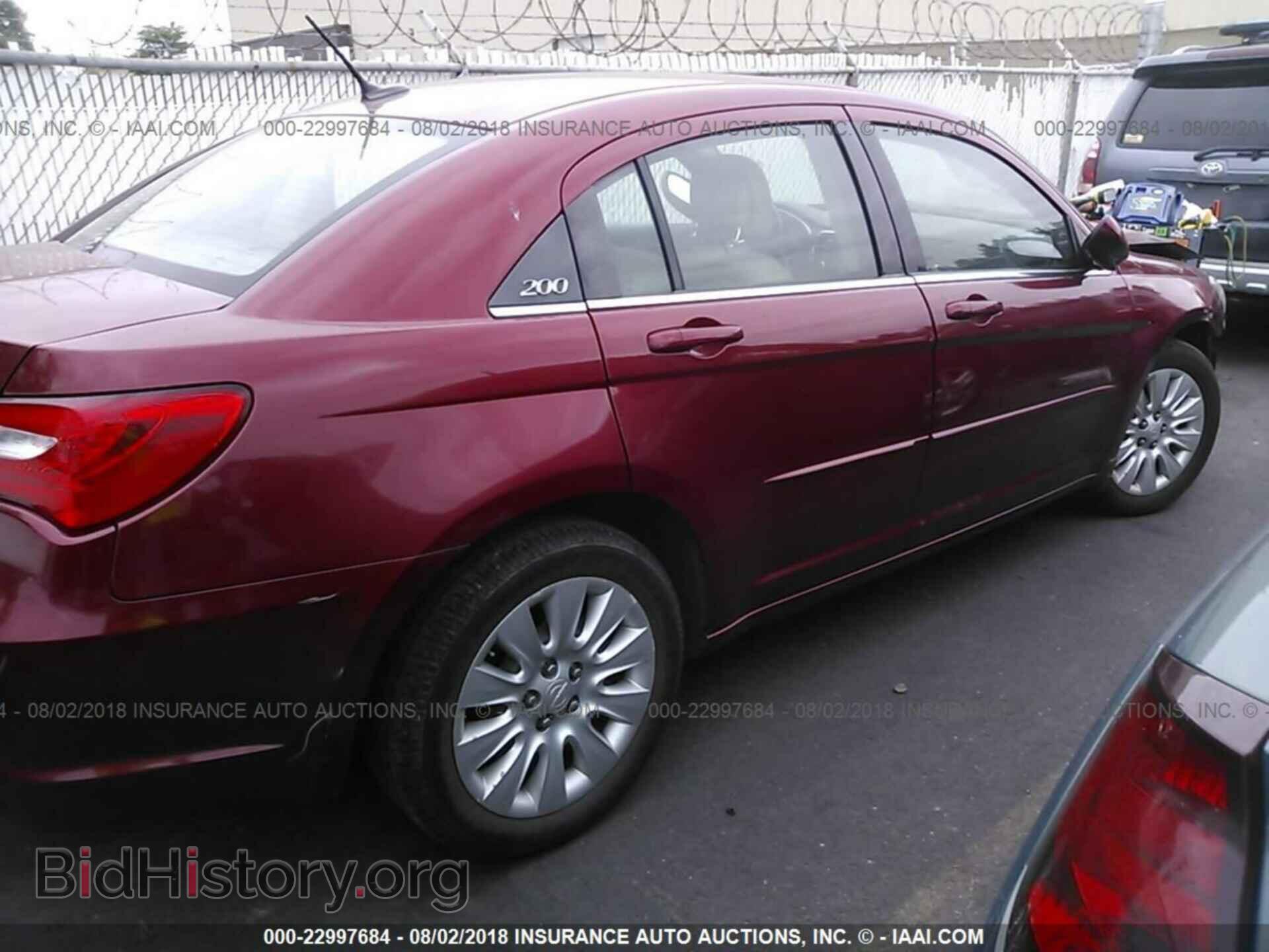 2012 Chrysler 200 - VIN: 1C3CCBAG2CN246247 - Фото 4