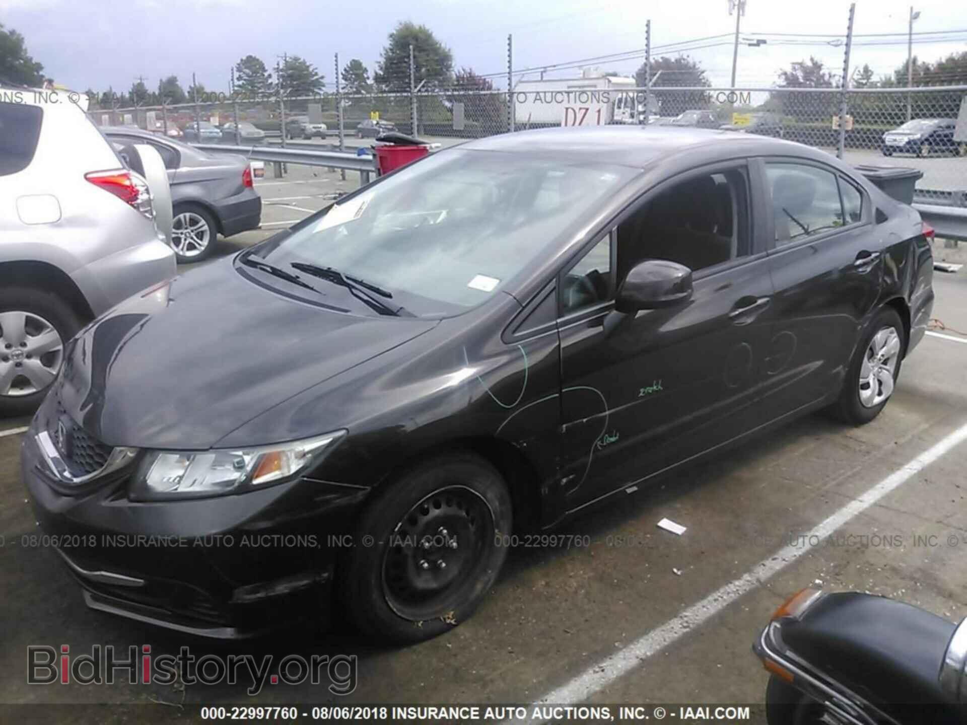 2013 Honda Civic - VIN: 19XFB2F58DE057384 - Photo 2