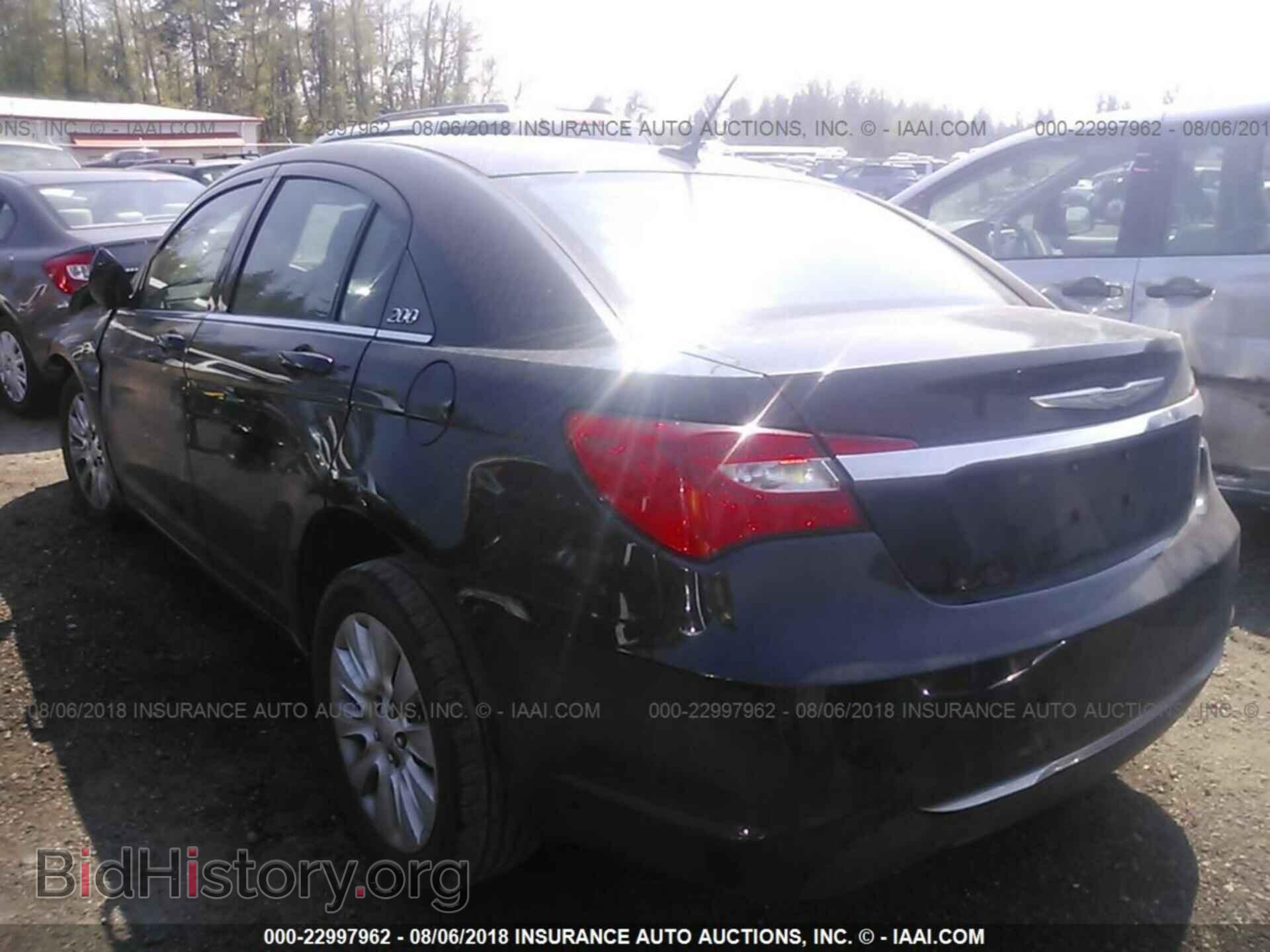 2013 Chrysler 200 - VIN: 1C3CCBAB0DN559464 - Фото 3