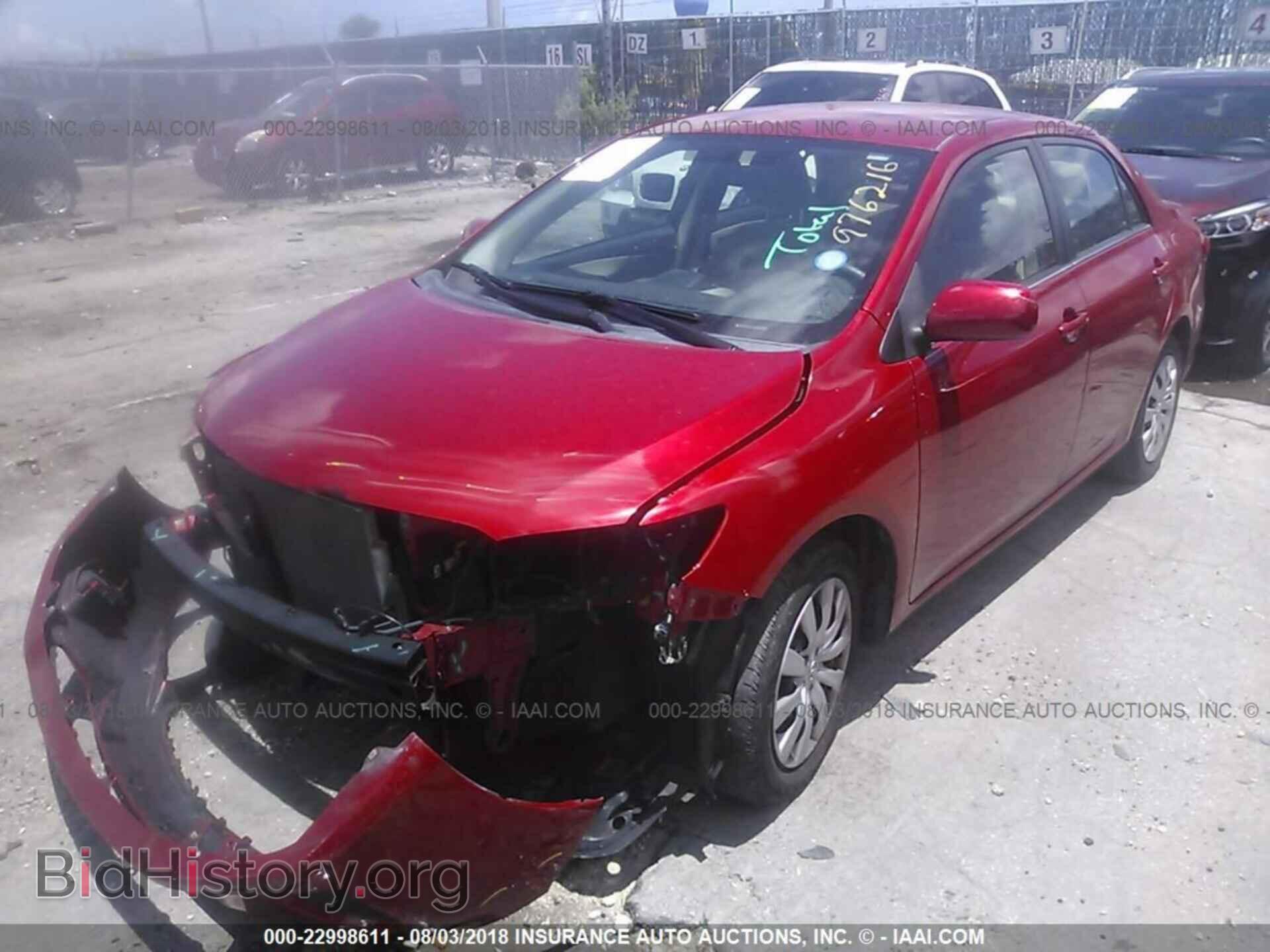 2013 Toyota Corolla - VIN: 2T1BU4EE7DC976216 - Фото 2