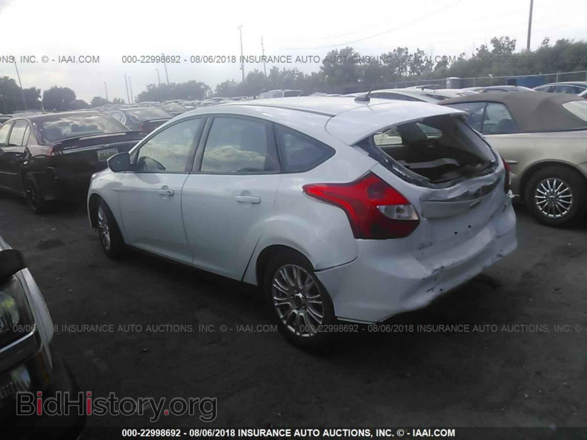 2012 Ford Focus - VIN: 1FAHP3K29CL136103 - Фото 3