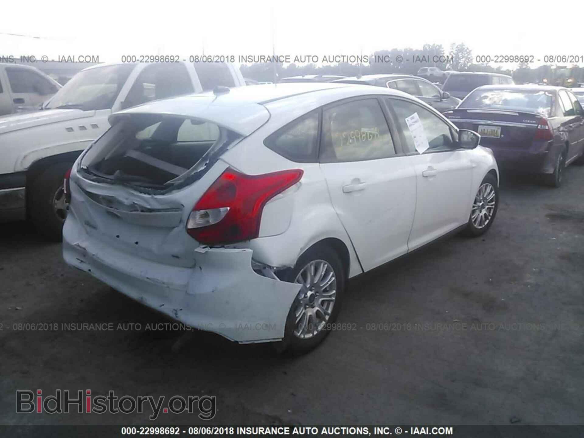 2012 Ford Focus - VIN: 1FAHP3K29CL136103 - Фото 4