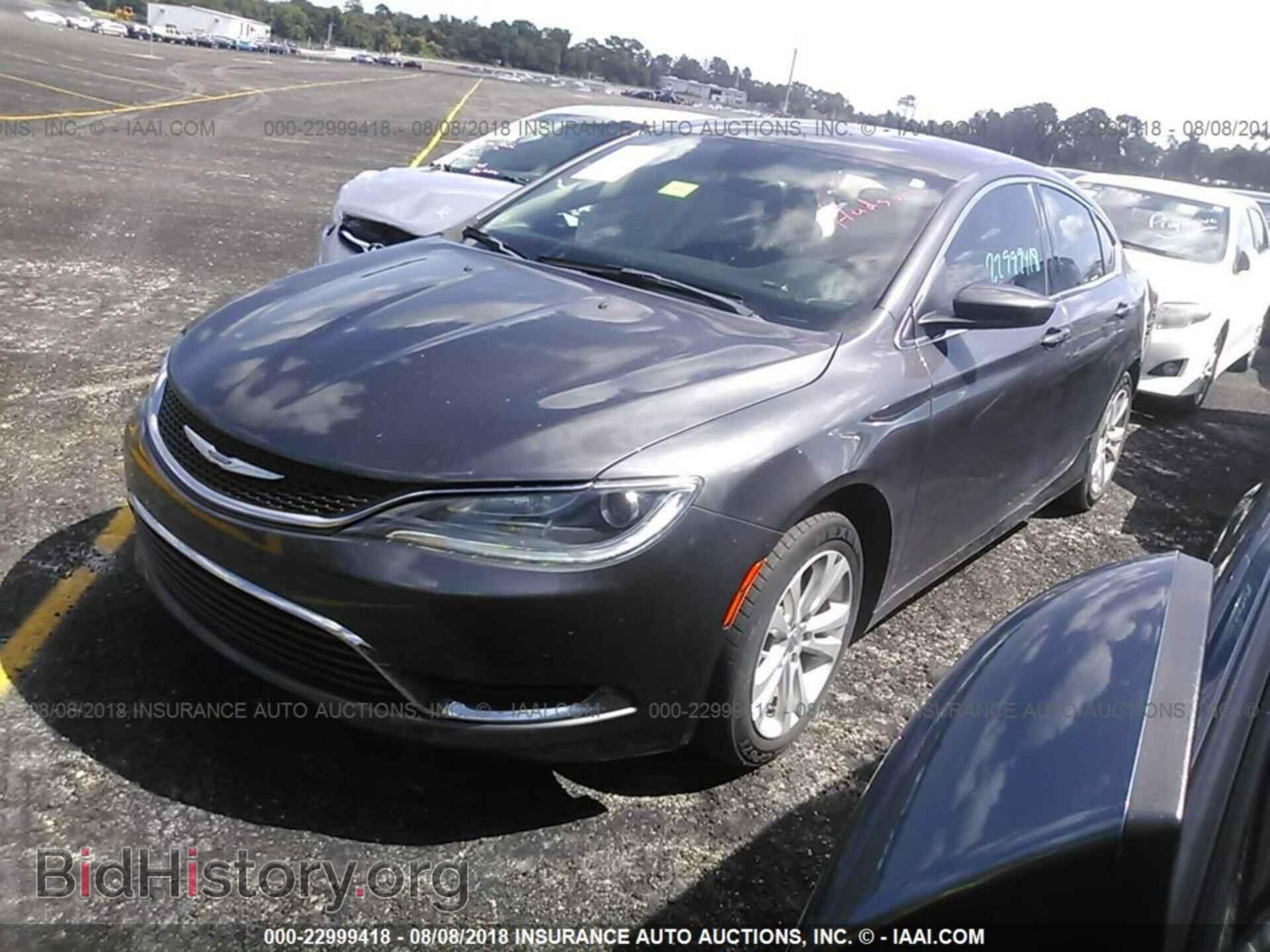 2016 Chrysler 200 - VIN: 1C3CCCAB0GN174626 - Photo 2