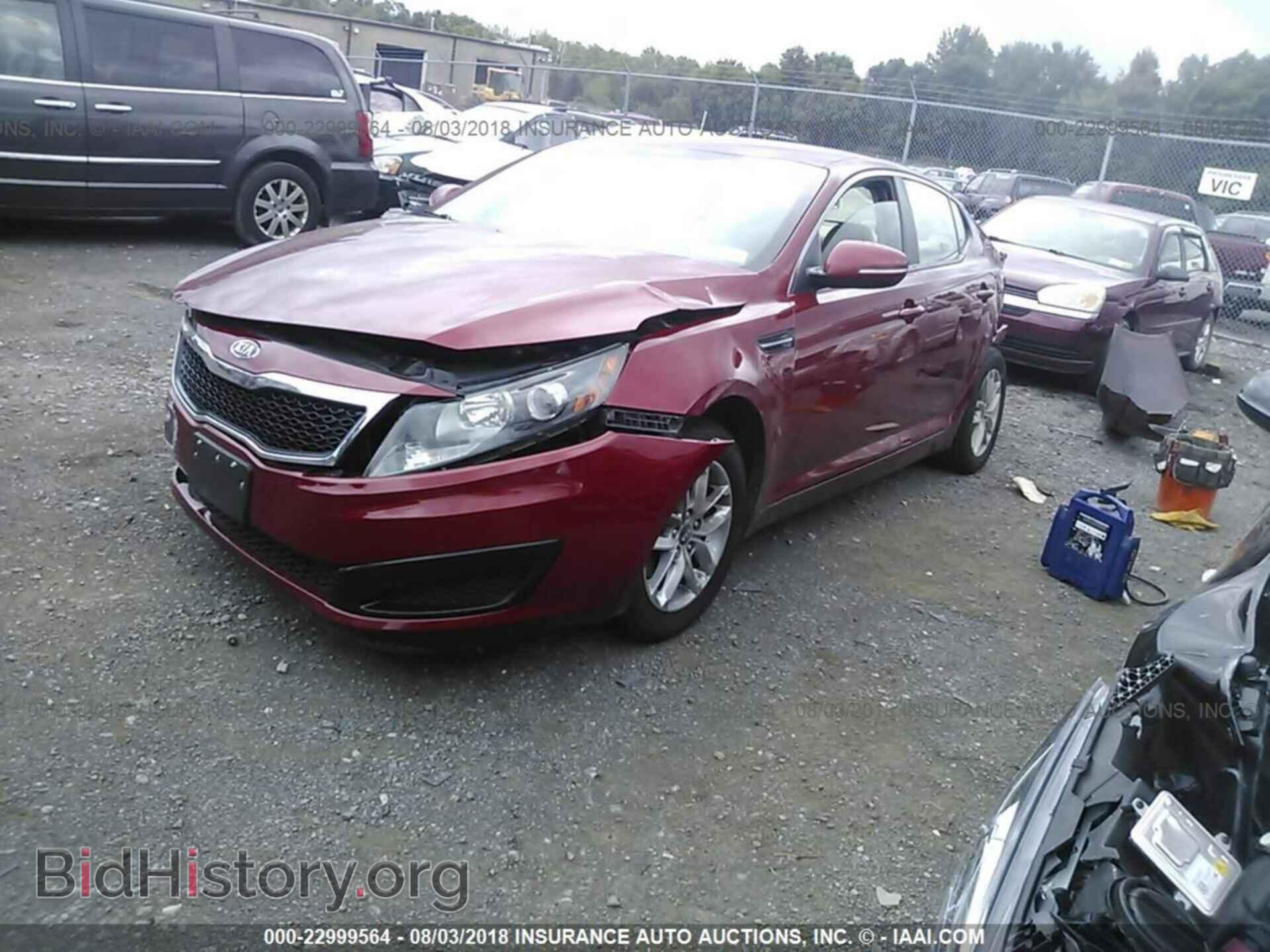 2011 Kia Optima - VIN: KNAGM4A79B5097563 - Фото 2