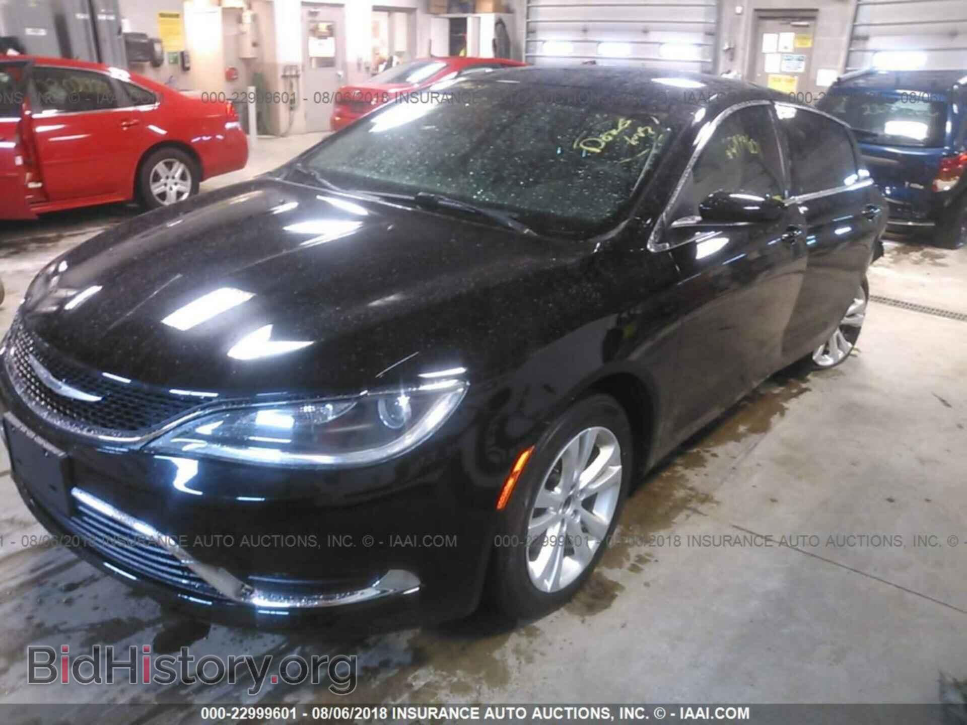2015 Chrysler 200 - VIN: 1C3CCCAB2FN502496 - Фото 2