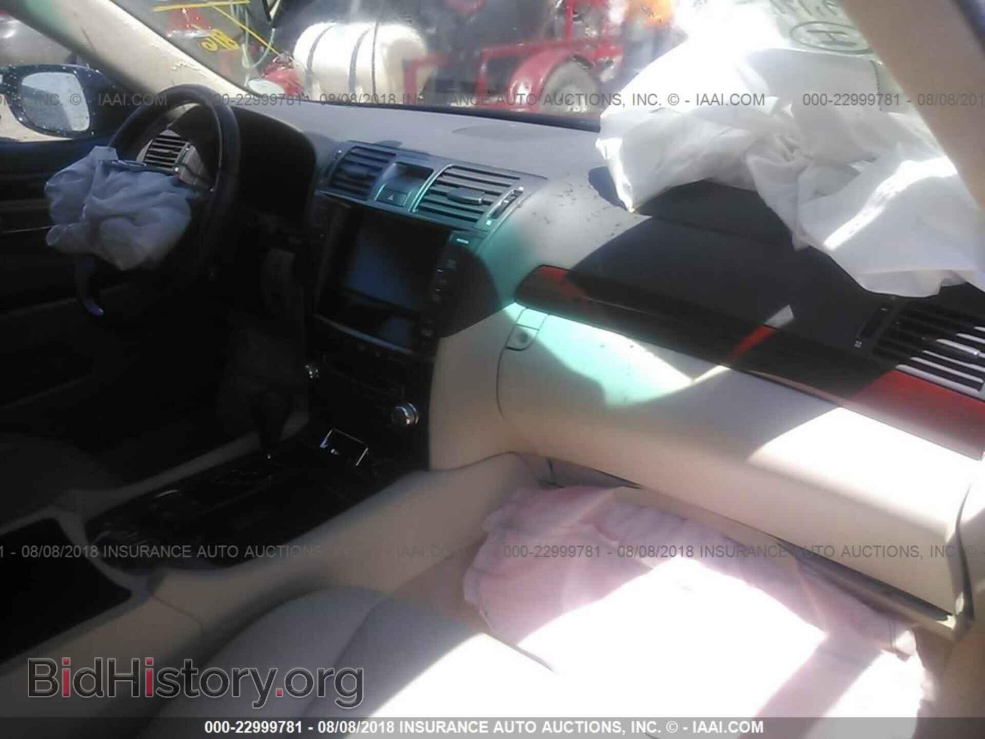2012 Lexus Ls - VIN: JTHGL5EF1C5046135 - Photo 5