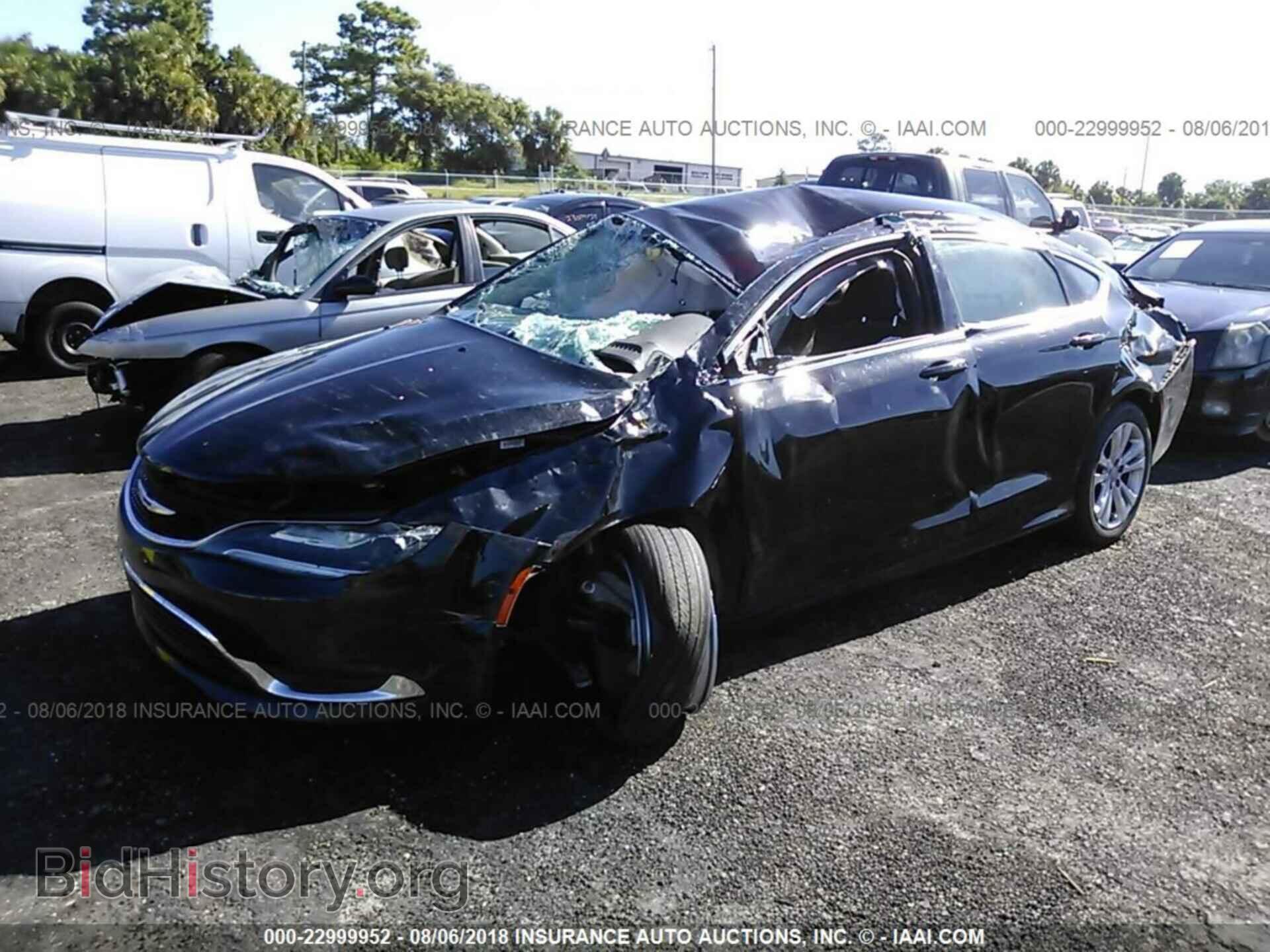 2016 Chrysler 200 - VIN: 1C3CCCAB0GN112031 - Фото 2