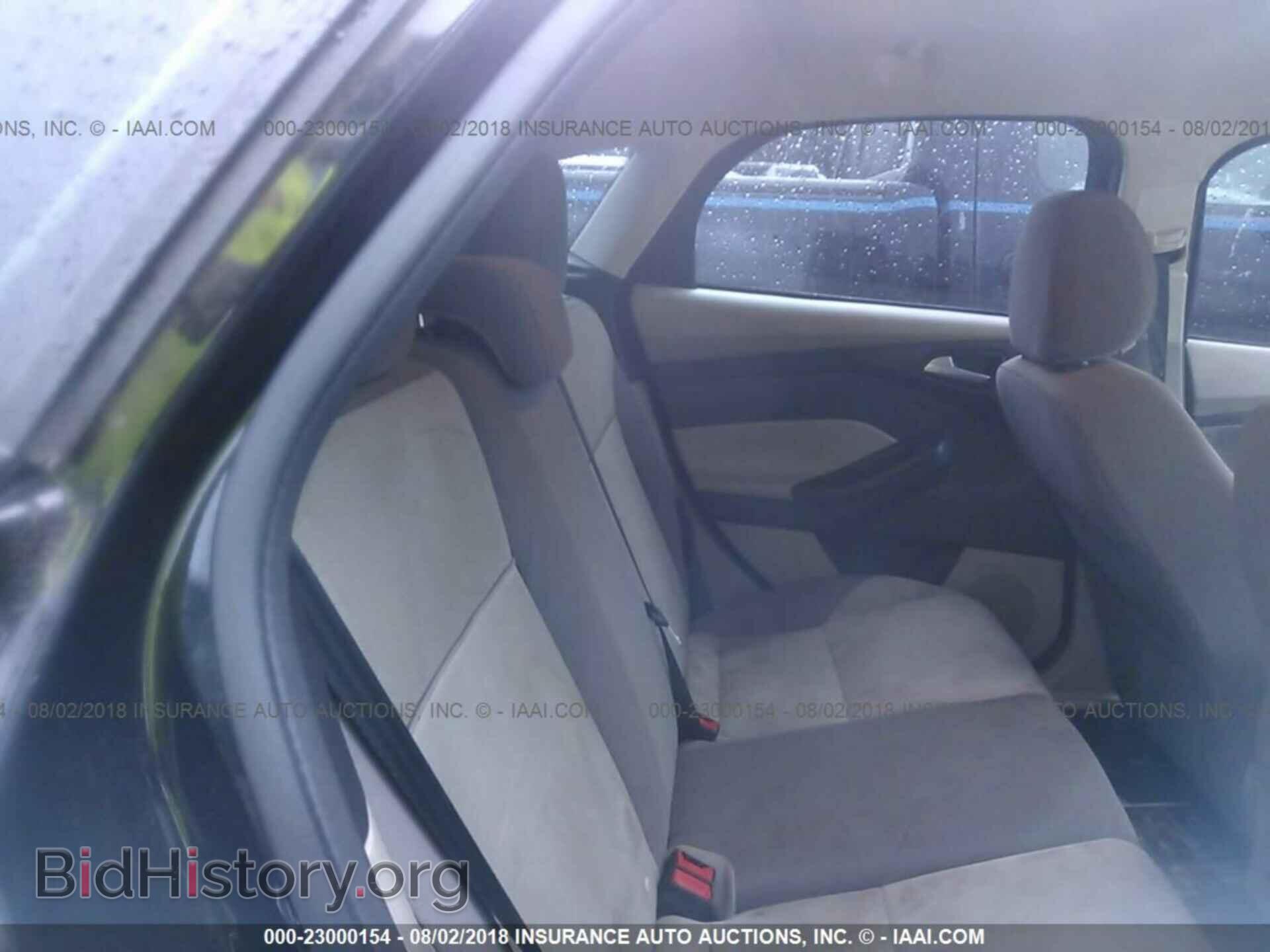 2014 Ford Focus - VIN: 1FADP3K28EL274605 - Photo 8