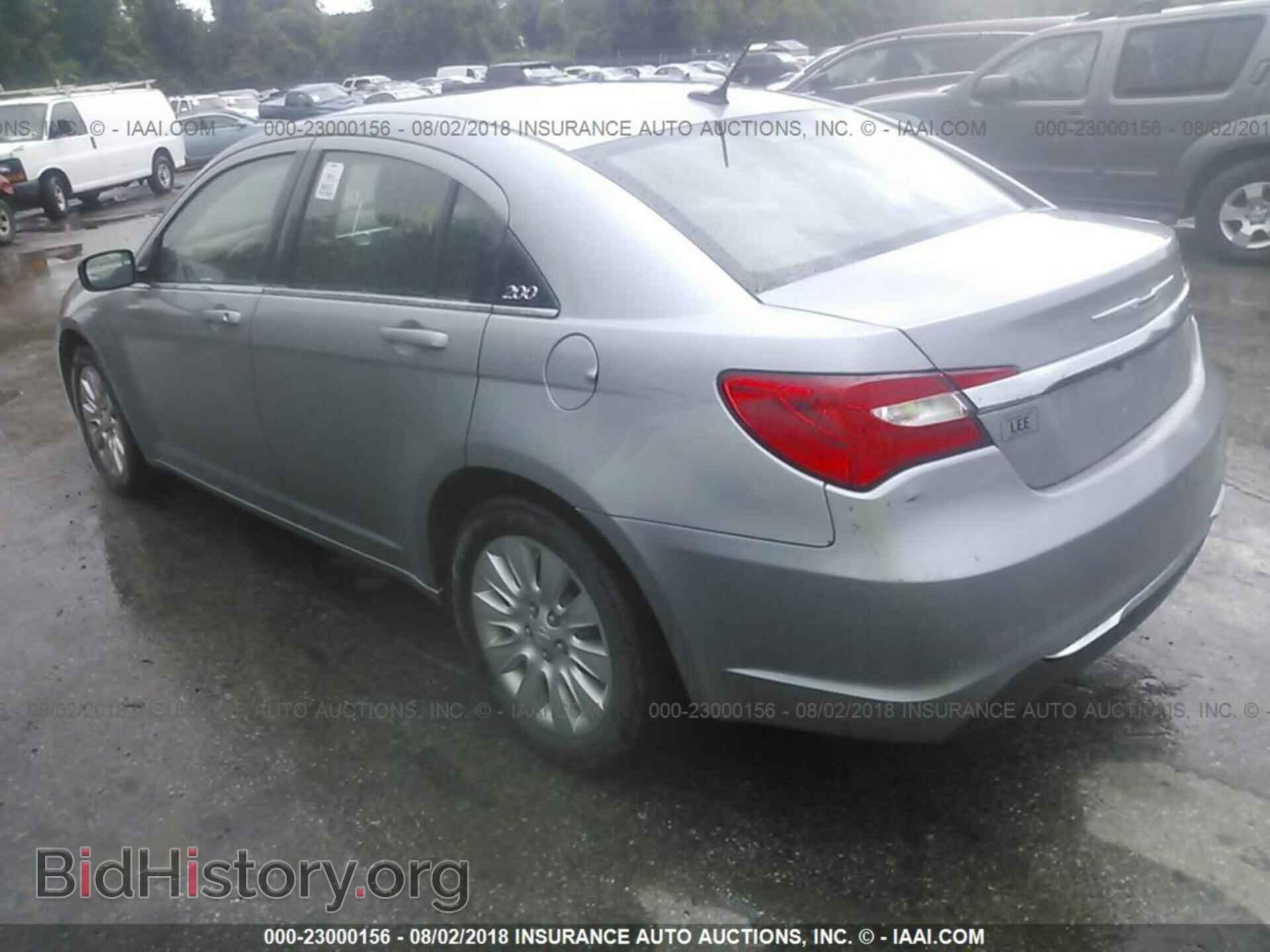 2013 Chrysler 200 - VIN: 1C3CCBAB1DN648296 - Фото 3
