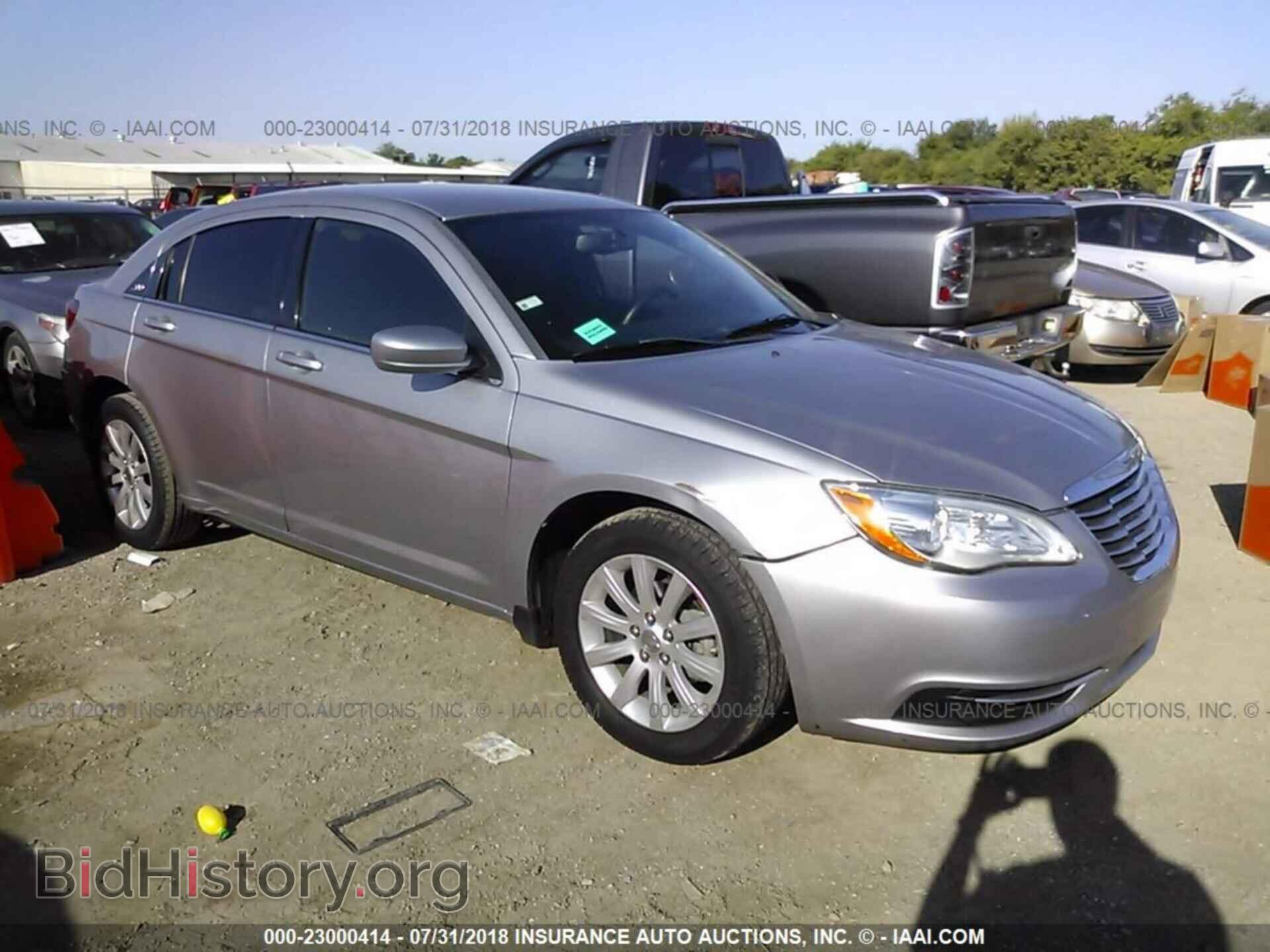Photo 1C3CCBBB4DN522139 - Chrysler 200 2013
