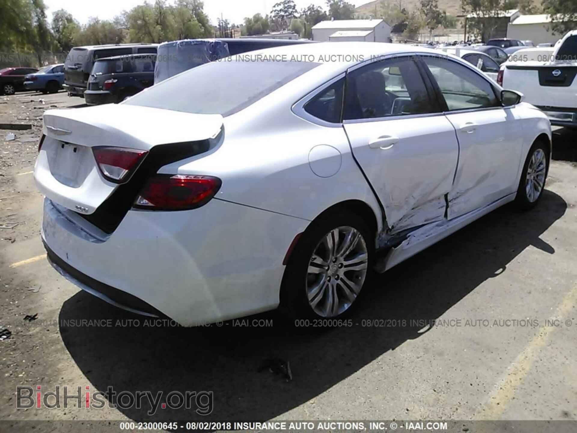 2015 Chrysler 200 - VIN: 1C3CCCAB0FN564009 - Фото 4