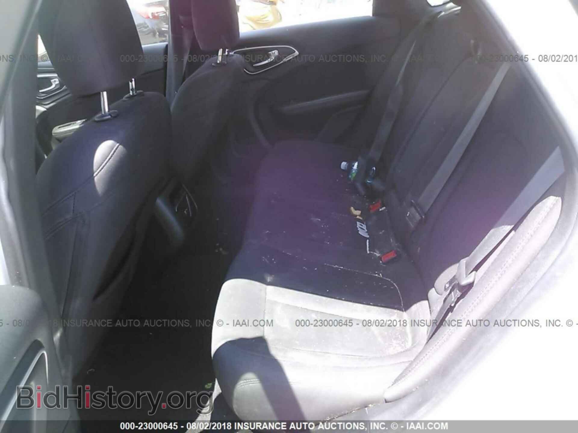 2015 Chrysler 200 - VIN: 1C3CCCAB0FN564009 - Фото 8