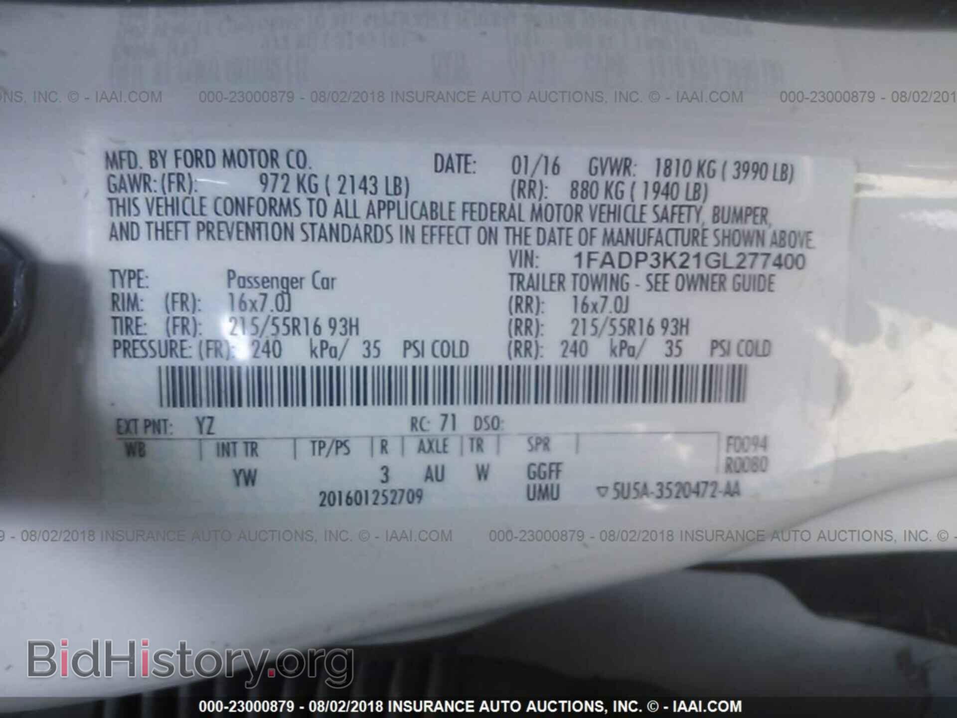 2016 Ford Focus - VIN: 1FADP3K21GL277400 - Photo 9