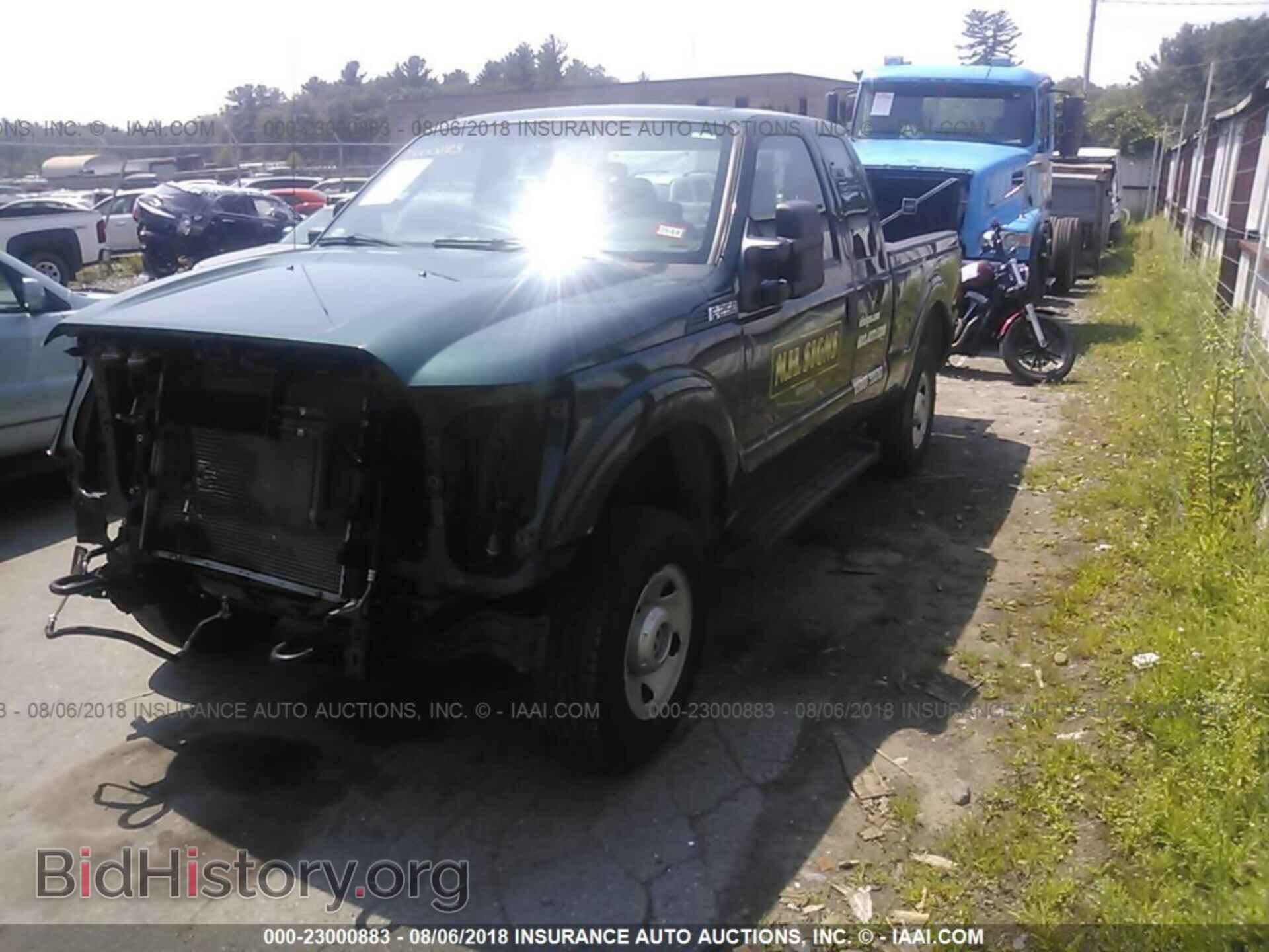 2012 Ford F250 - VIN: 1FT7X2B67CEA52773 - Фото 2