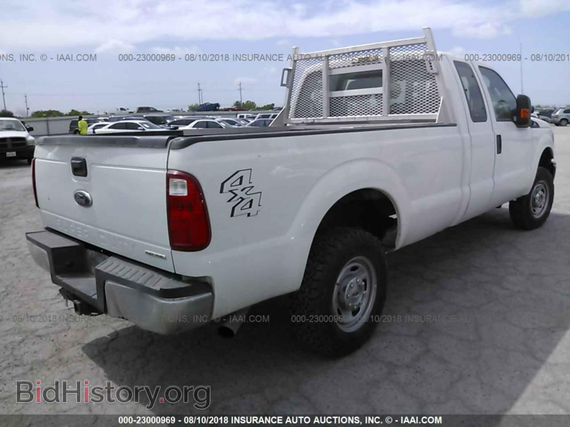 2015 Ford F250 - VIN: 1FT7X2B68FEC10560 - Фото 4