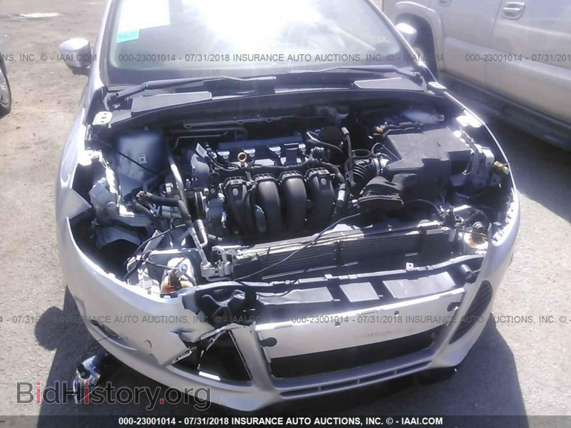 2012 Ford Focus - VIN: 1FAHP3F27CL339792 - Photo 6