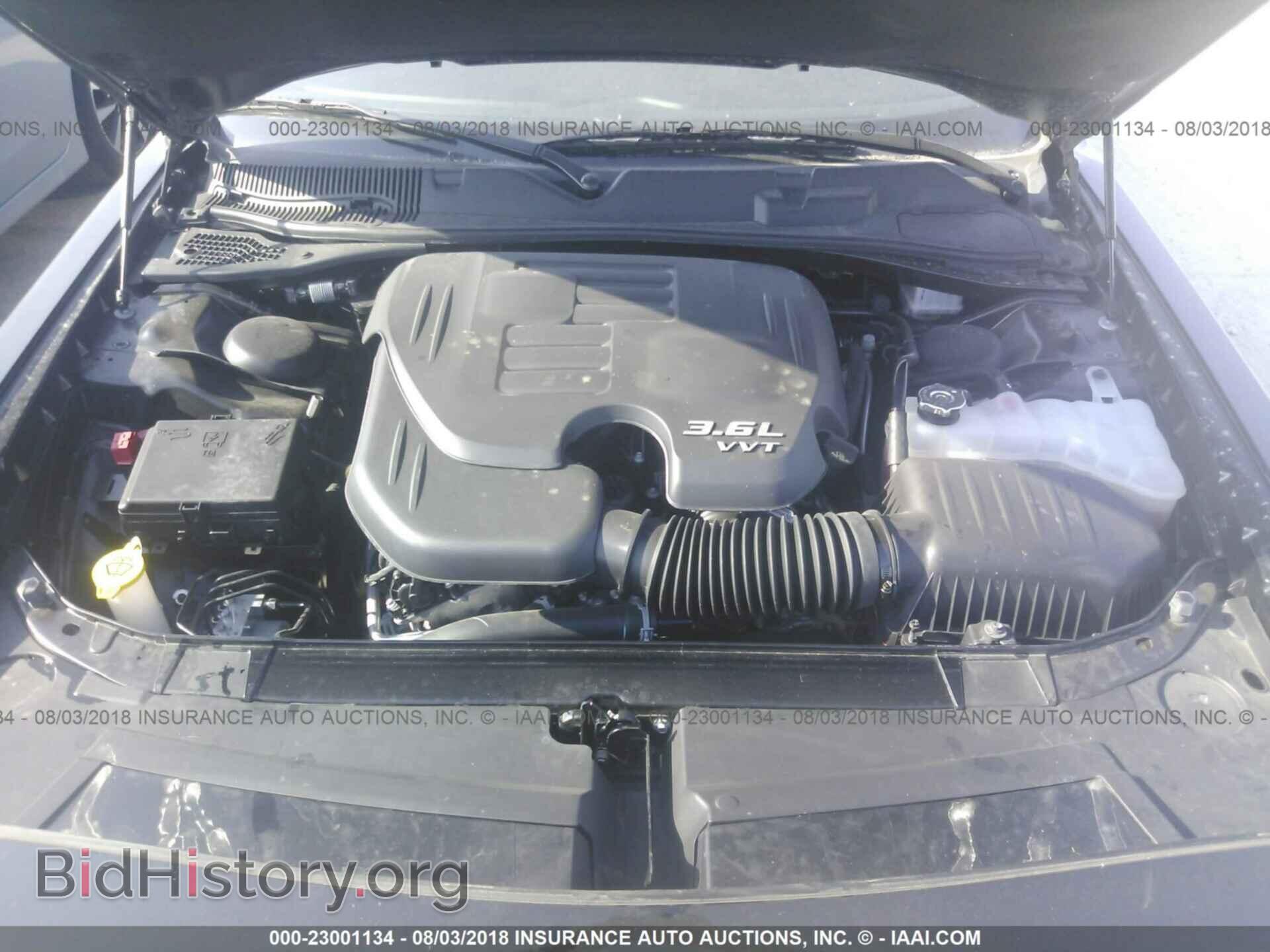 2018 Dodge Challenger - VIN: 2C3CDZAG3JH236189 - Photo 10